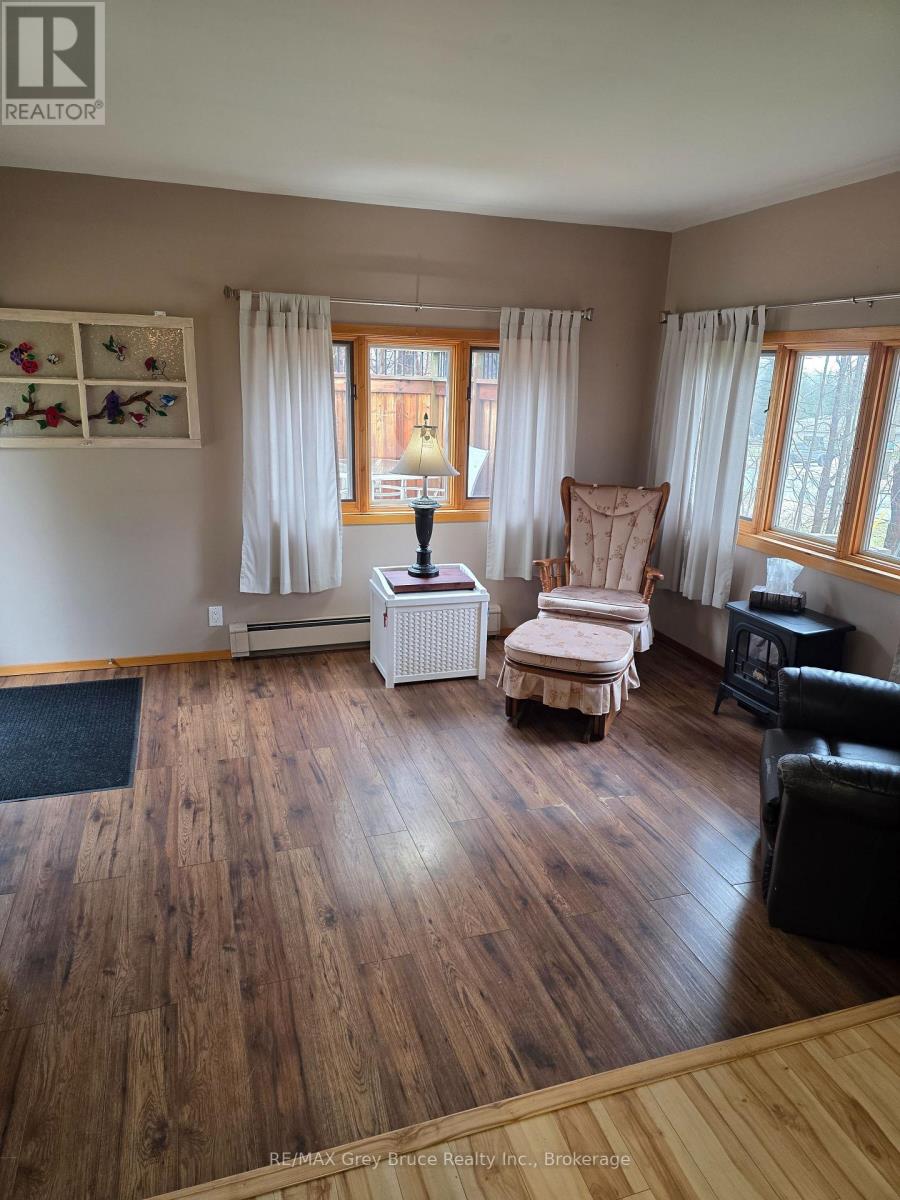 32 Garafraxa Street, Chatsworth, Ontario  N0H 1G0 - Photo 18 - X13018512