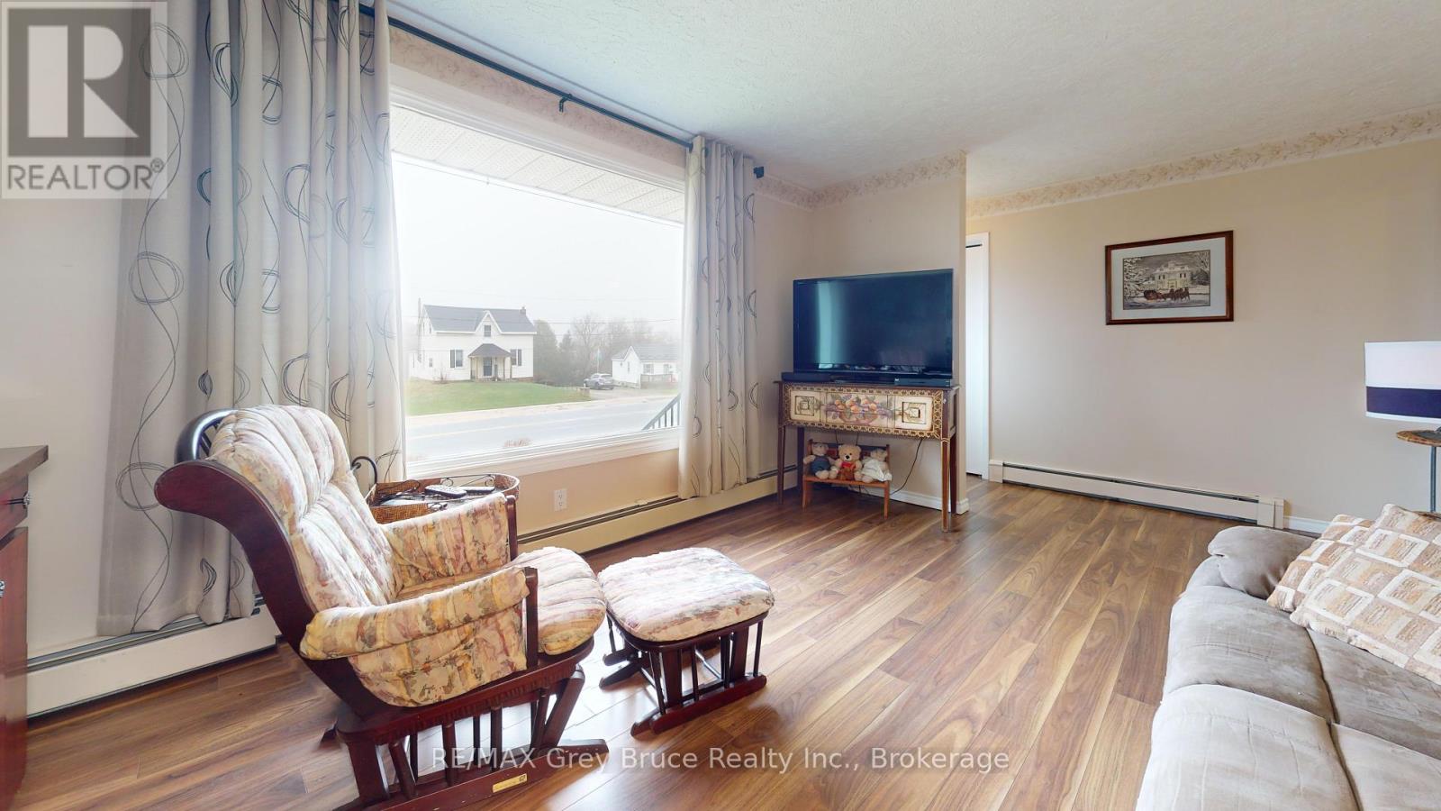 32 Garafraxa Street, Chatsworth, Ontario  N0H 1G0 - Photo 11 - X13018512