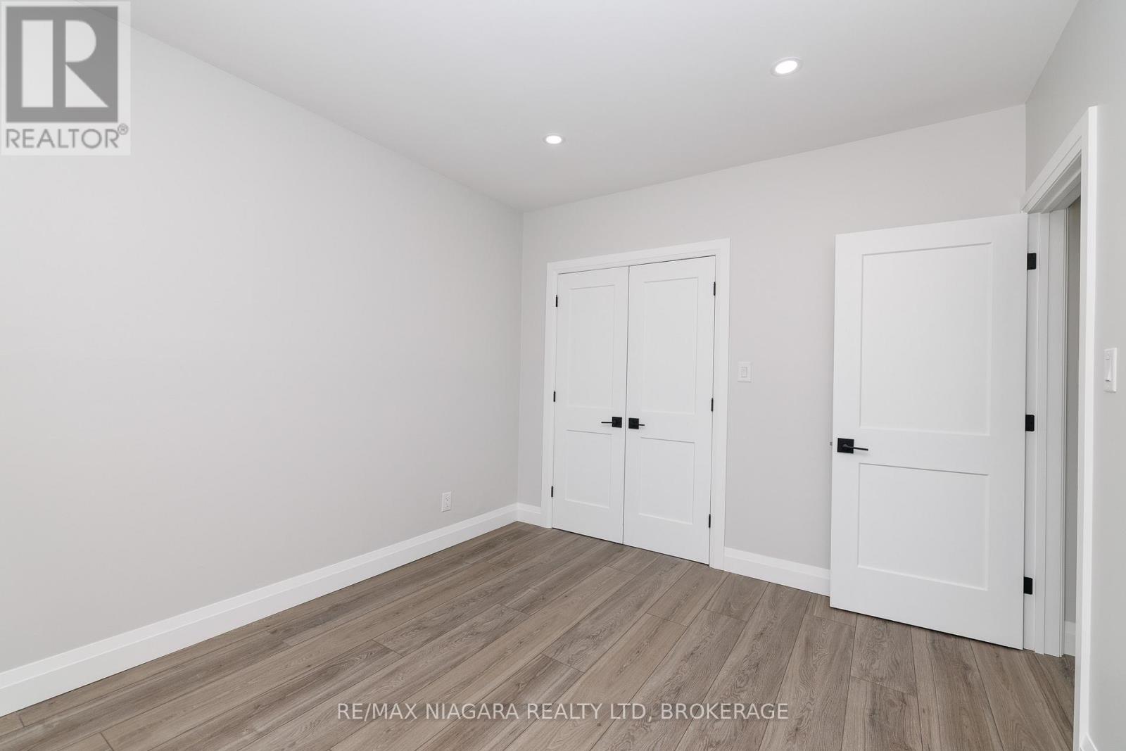 Unit 4 - 2 Lewis Street, Fort Erie, Ontario  L2A 2P7 - Photo 14 - X13021178