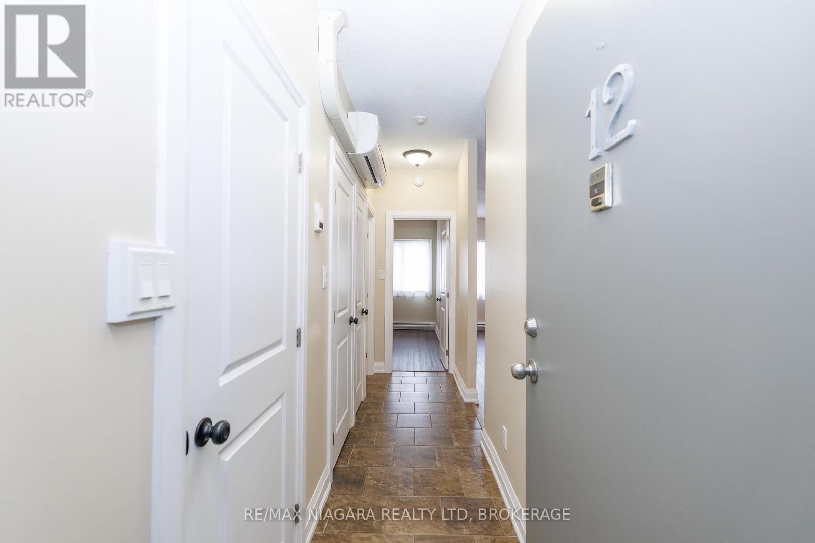 Unit #12 - 2 Lewis Street, Fort Erie, Ontario  L2A 2P7 - Photo 5 - X13021192