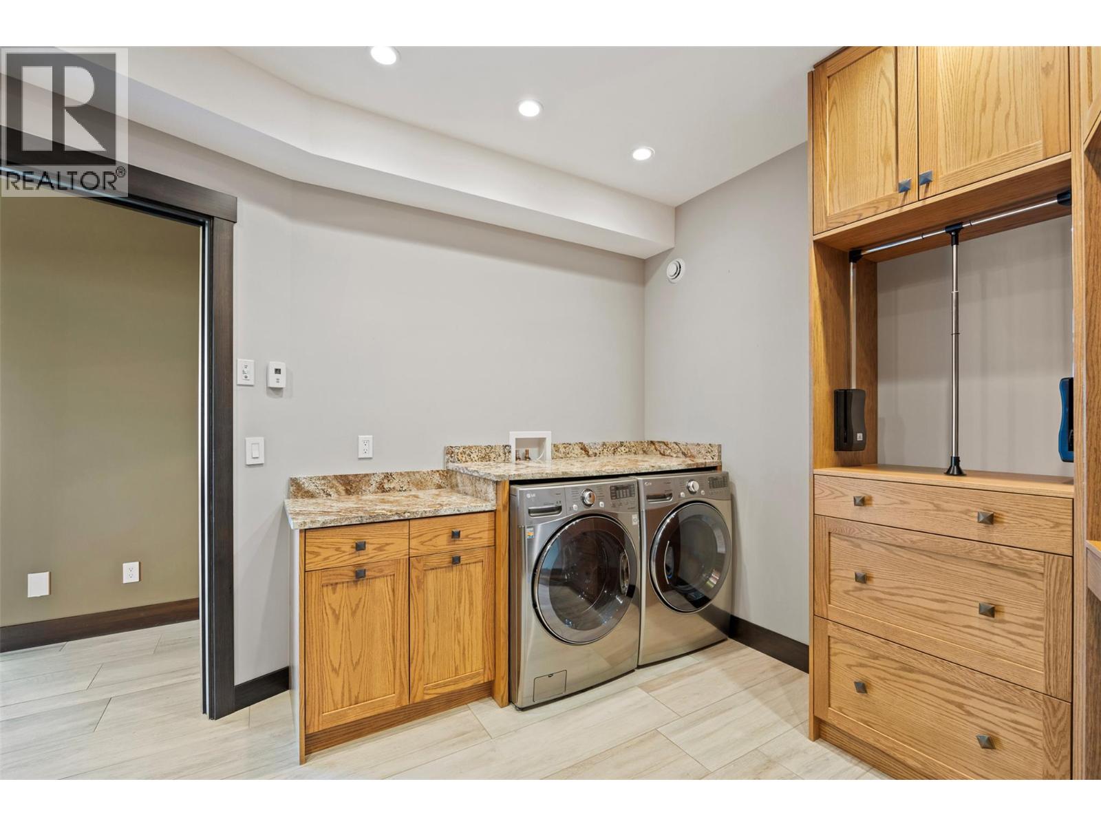 265 Holloway Drive, Kamloops, British Columbia  V1S 0B3 - Photo 34 - 10384007