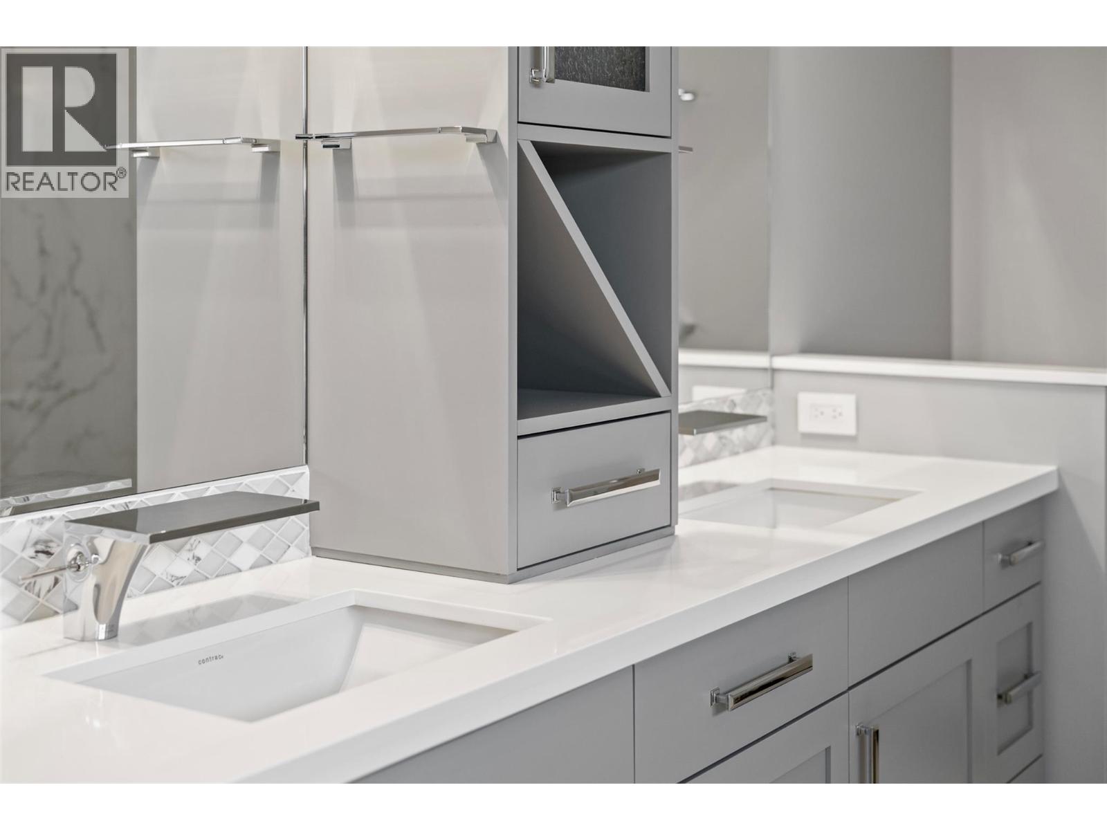 265 Holloway Drive, Kamloops, British Columbia  V1S 0B3 - Photo 41 - 10384007