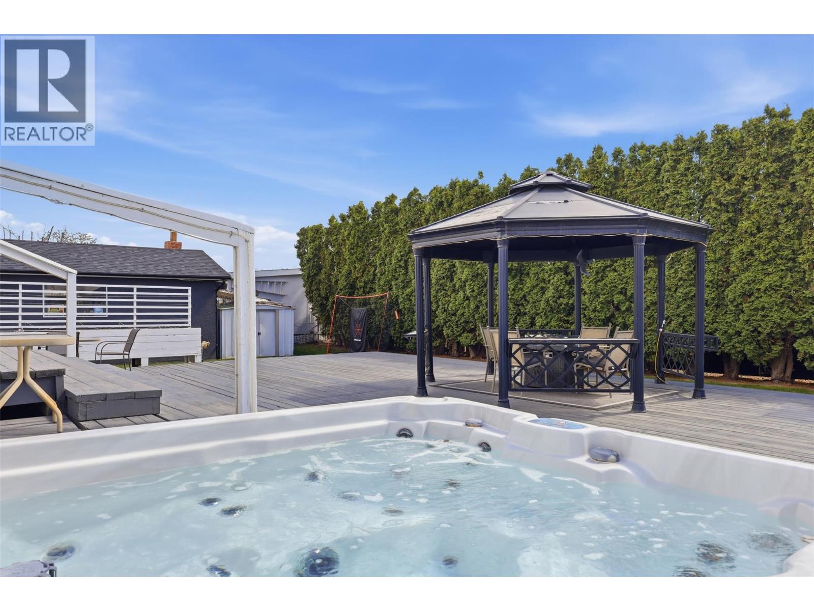 2165 Ponderosa Avenue, Kamloops, British Columbia  V2B 4V8 - Photo 55 - 10383696