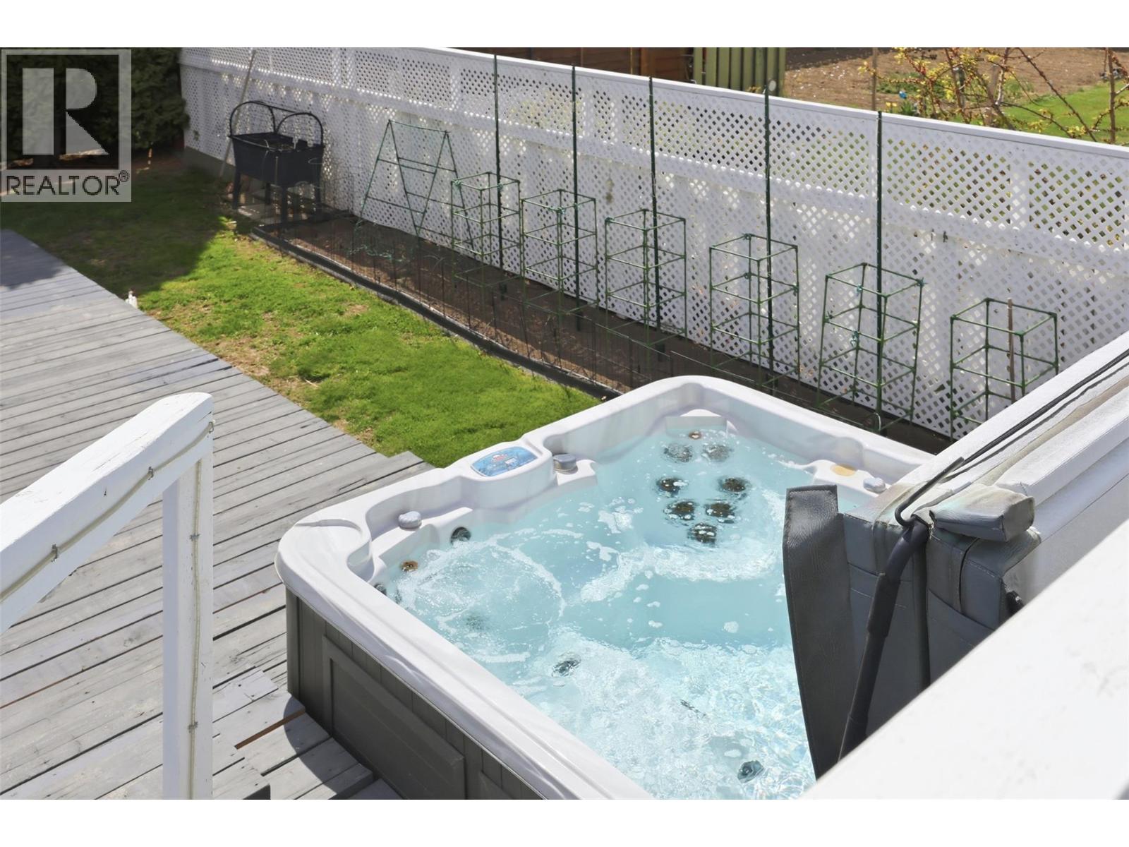 2165 Ponderosa Avenue, Kamloops, British Columbia  V2B 4V8 - Photo 58 - 10383696