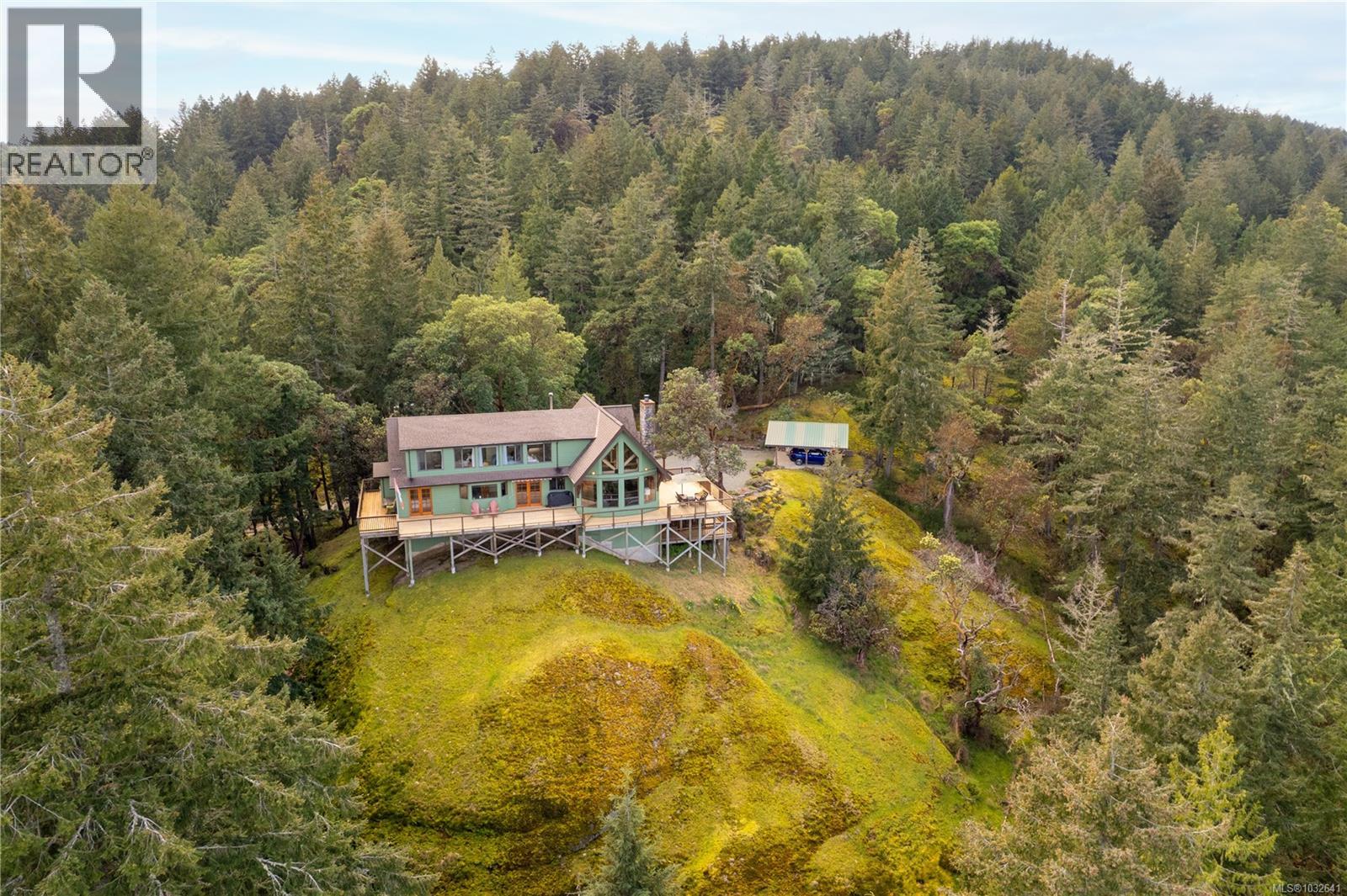 150 Liberty Hall Lane, Salt Spring, British Columbia  V8K 2H1 - Photo 2 - 1032641