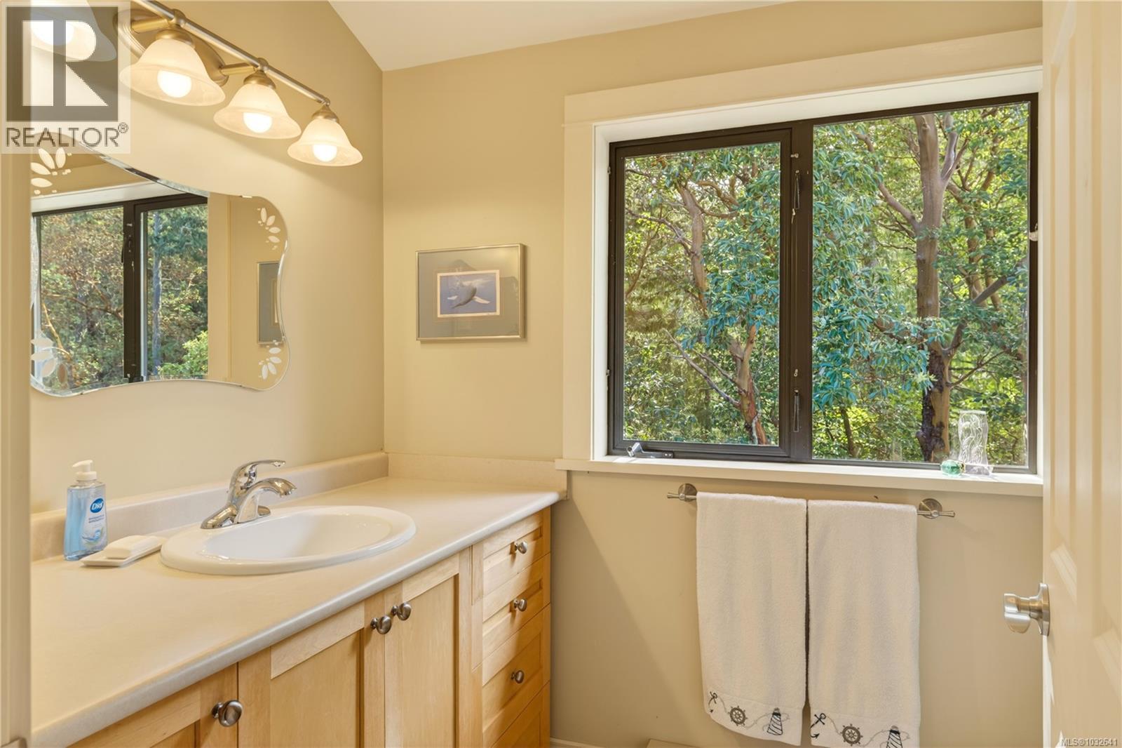 150 Liberty Hall Lane, Salt Spring, British Columbia  V8K 2H1 - Photo 60 - 1032641