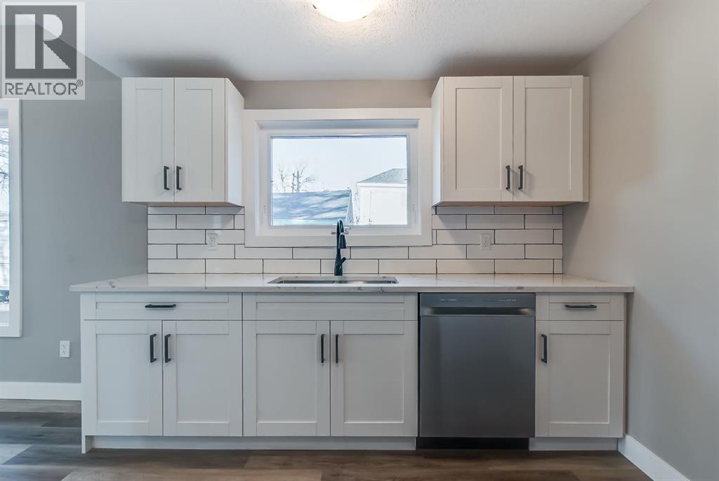 609 Clay Avenue SE, Medicine Hat, Alberta  T1A 3K3 - Photo 7 - A2285799