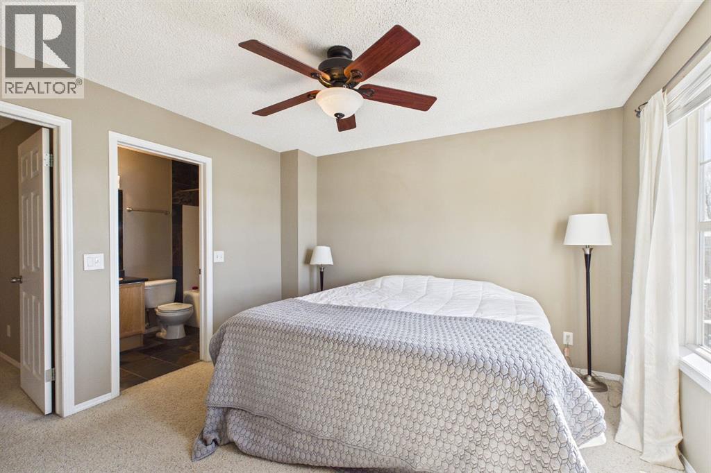 47 Toscana Gardens, Calgary, Alberta  T3L 3C2 - Photo 21 - A2303418