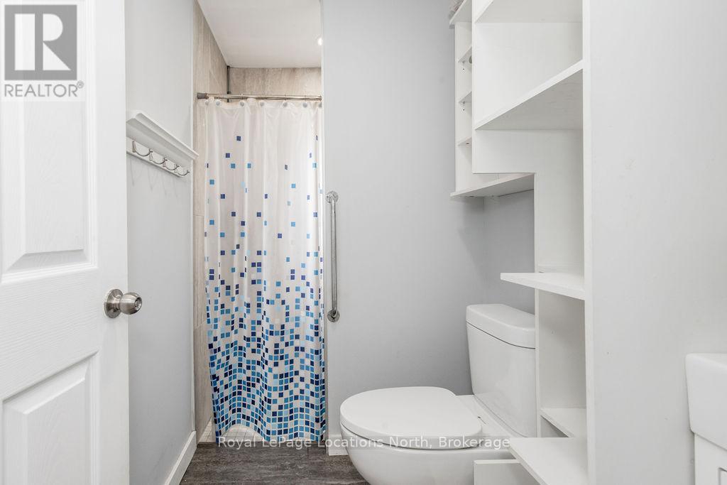 221 Spruce Street, Collingwood, Ontario  L9Y 3G9 - Photo 11 - S13021060