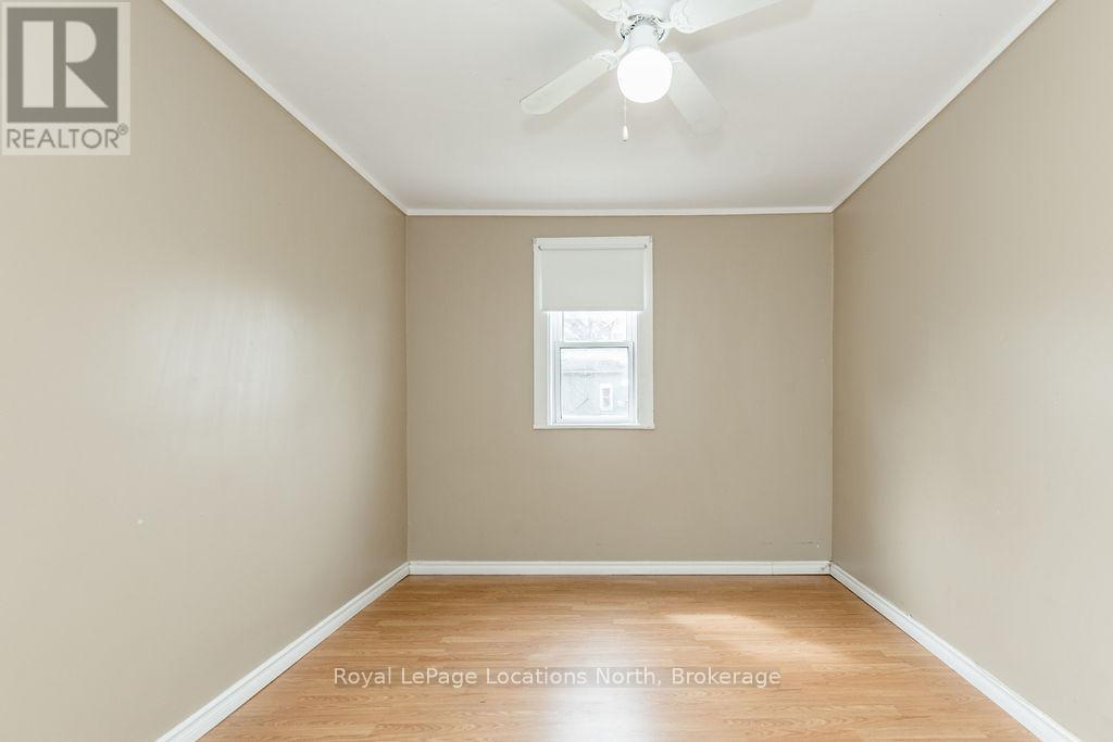 221 Spruce Street, Collingwood, Ontario  L9Y 3G9 - Photo 18 - S13021060