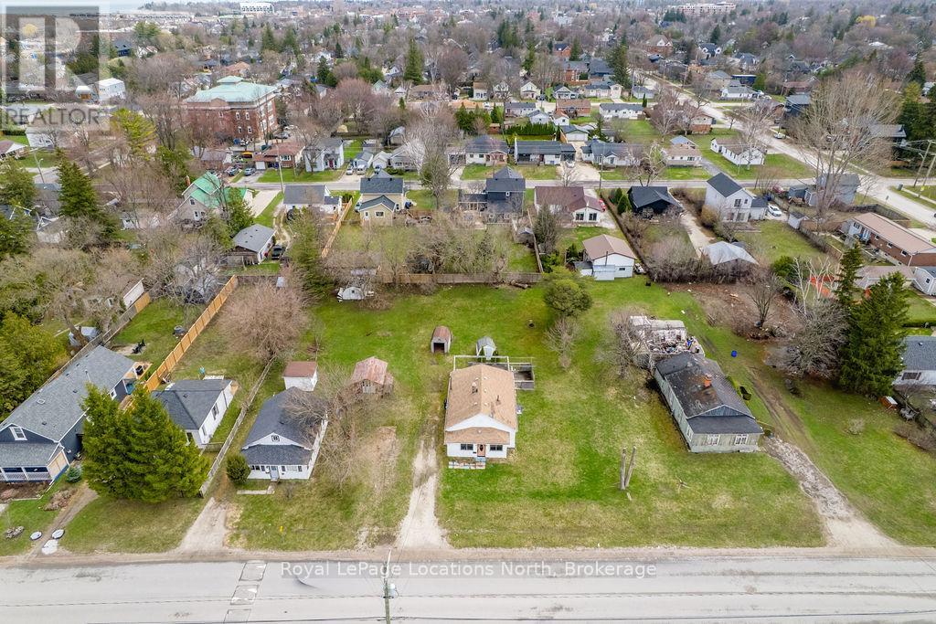 221 Spruce Street, Collingwood, Ontario  L9Y 3G9 - Photo 28 - S13021060