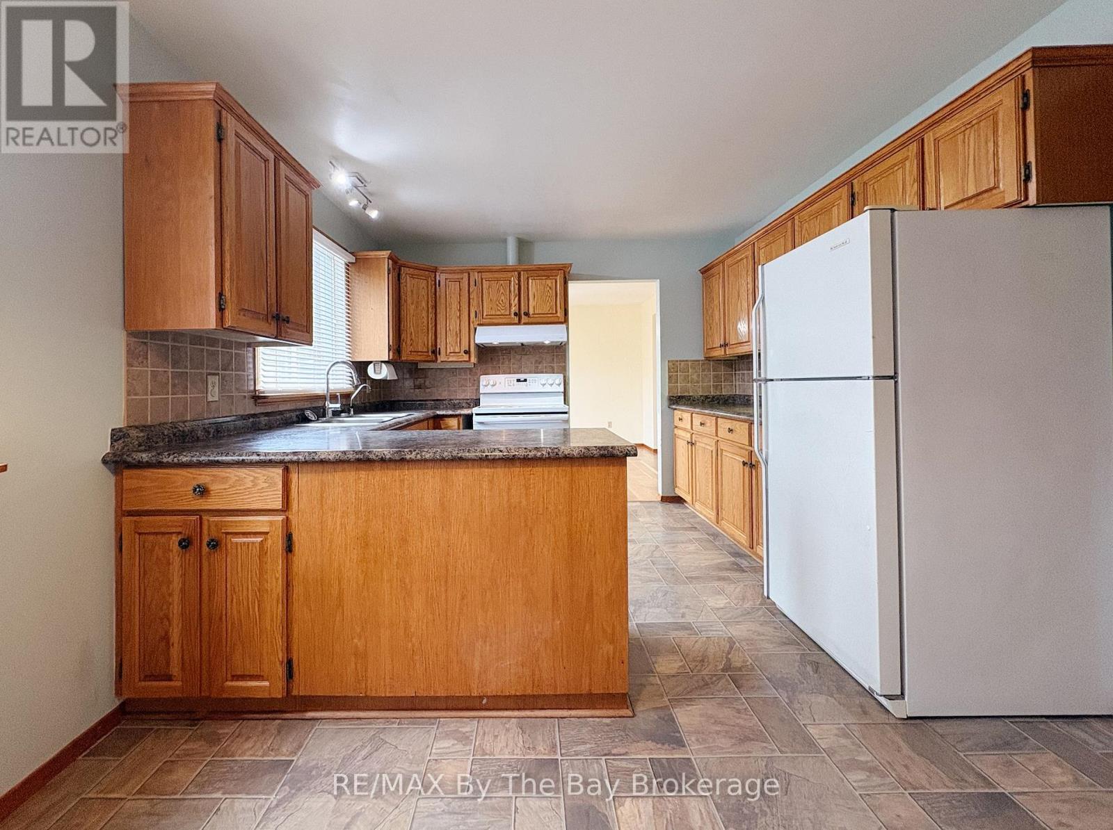 213 Sunnidale Street, Clearview (Stayner), Ontario  L0M 1S0 - Photo 10 - S13021158