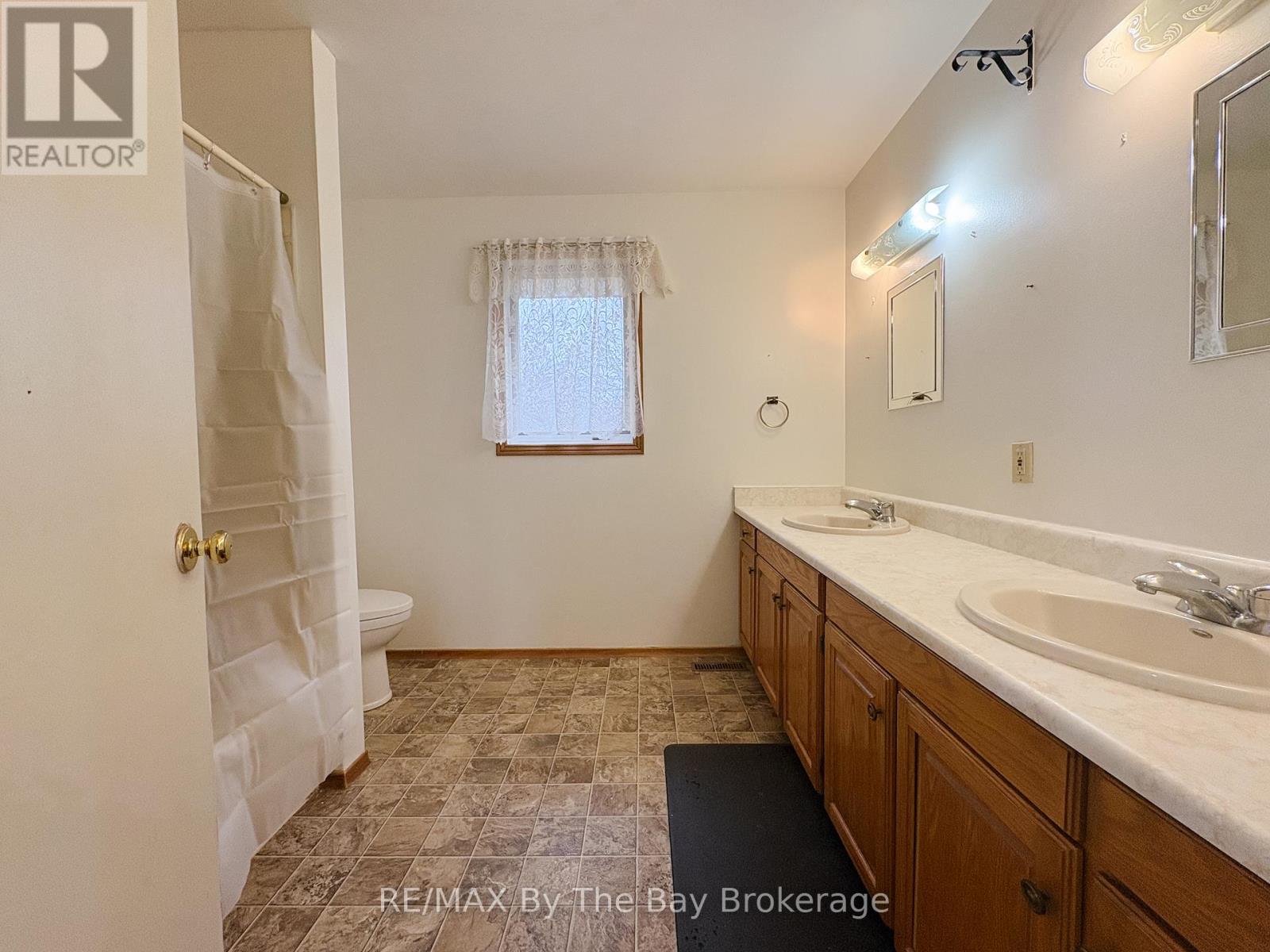 213 Sunnidale Street, Clearview (Stayner), Ontario  L0M 1S0 - Photo 14 - S13021158