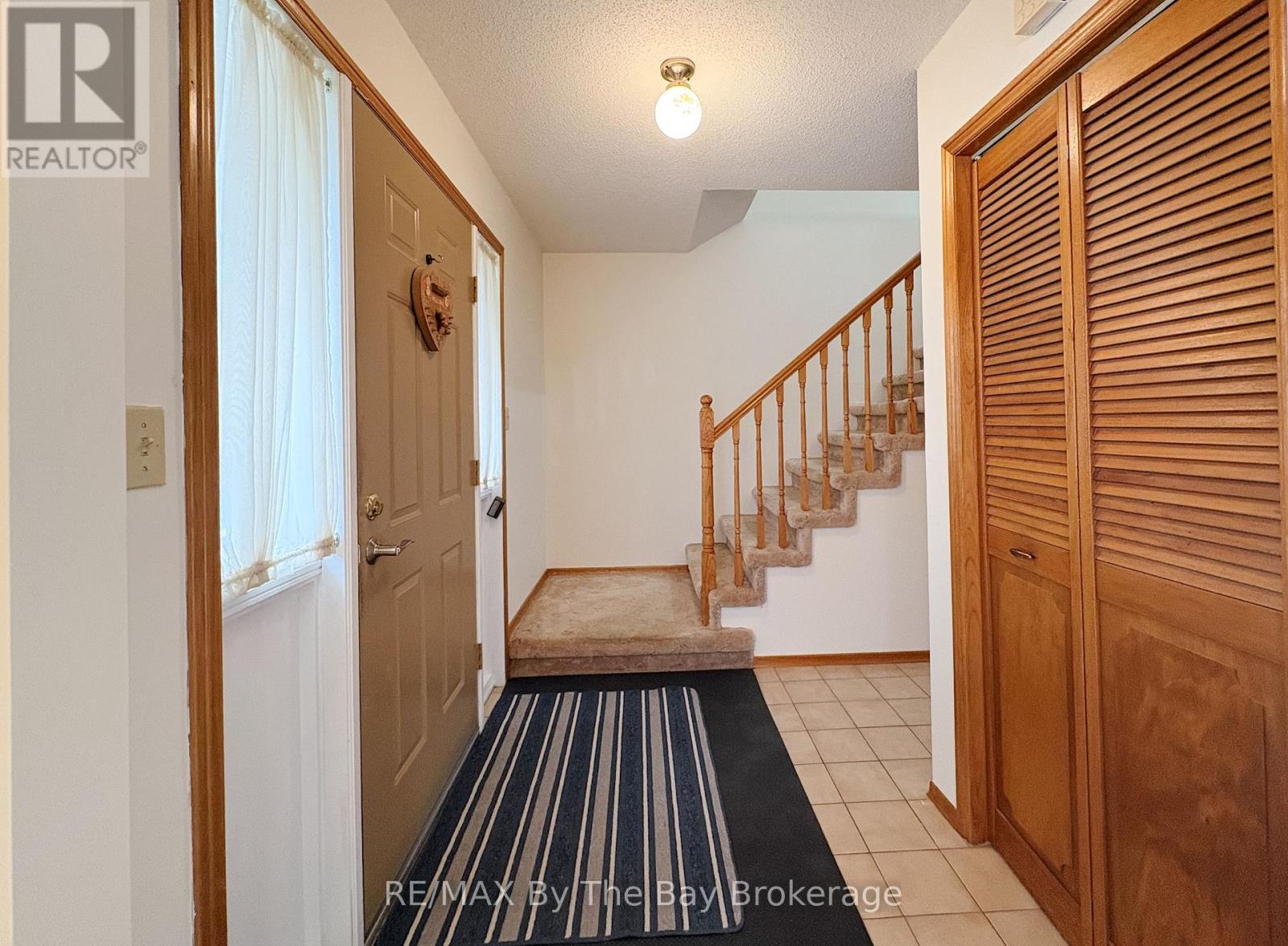 213 Sunnidale Street, Clearview (Stayner), Ontario  L0M 1S0 - Photo 4 - S13021158