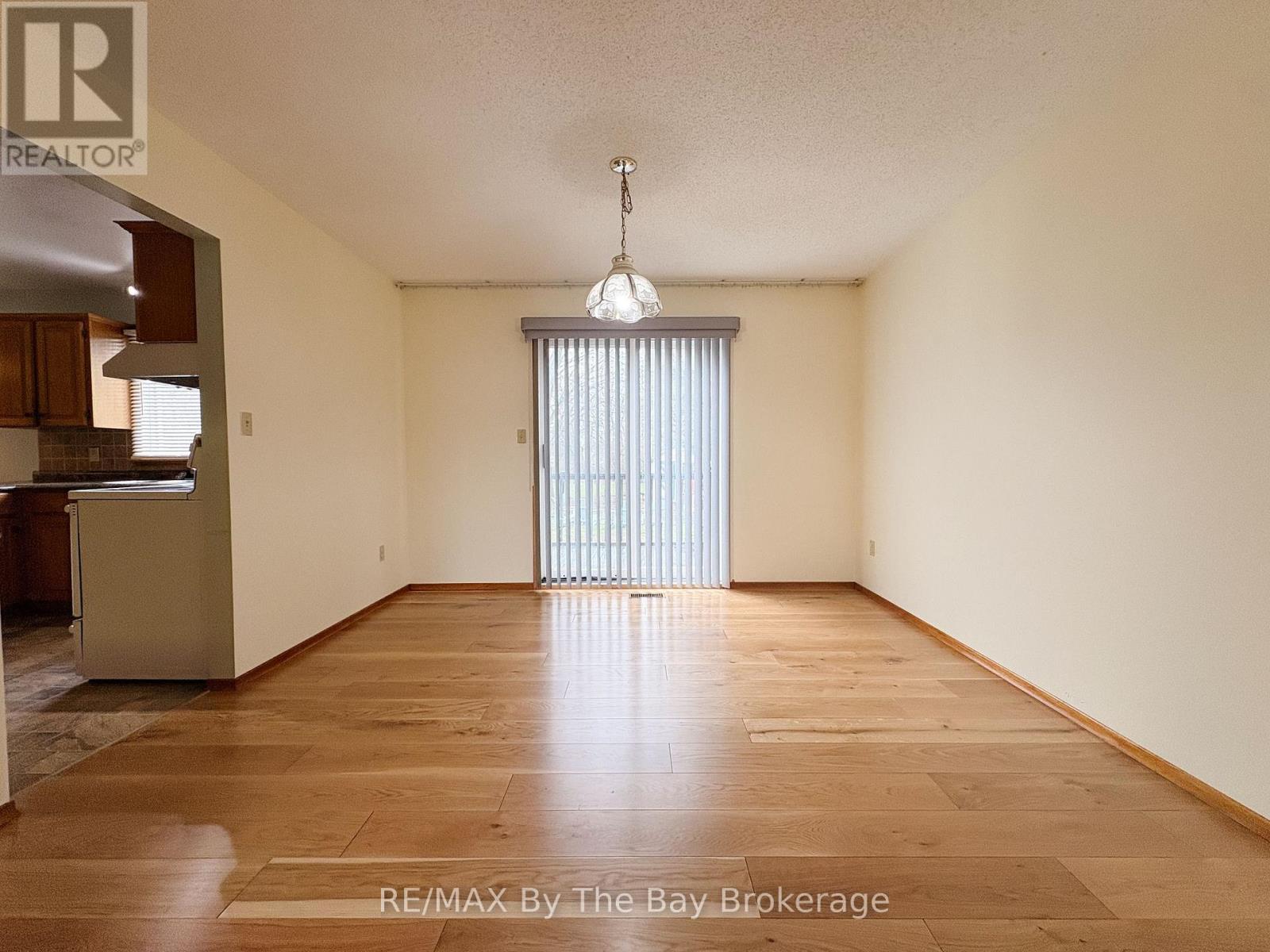 213 Sunnidale Street, Clearview (Stayner), Ontario  L0M 1S0 - Photo 7 - S13021158