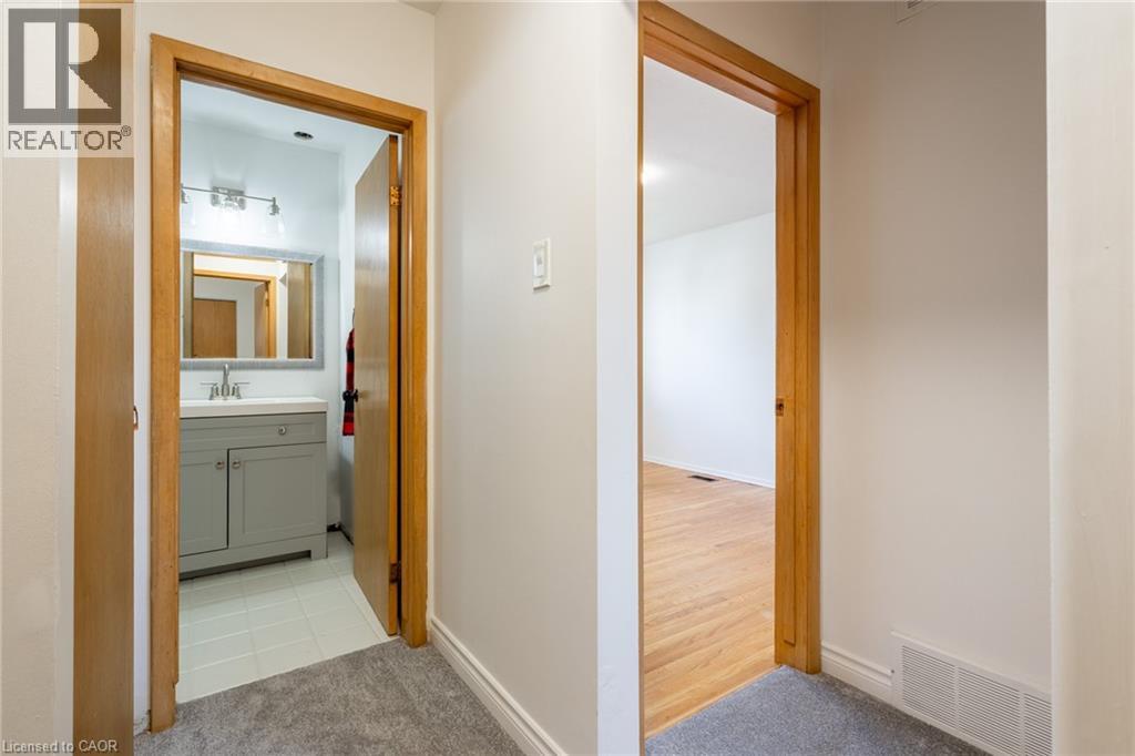 9 Dianne Court, Hamilton, Ontario  L8T 2T6 - Photo 16 - 40822529