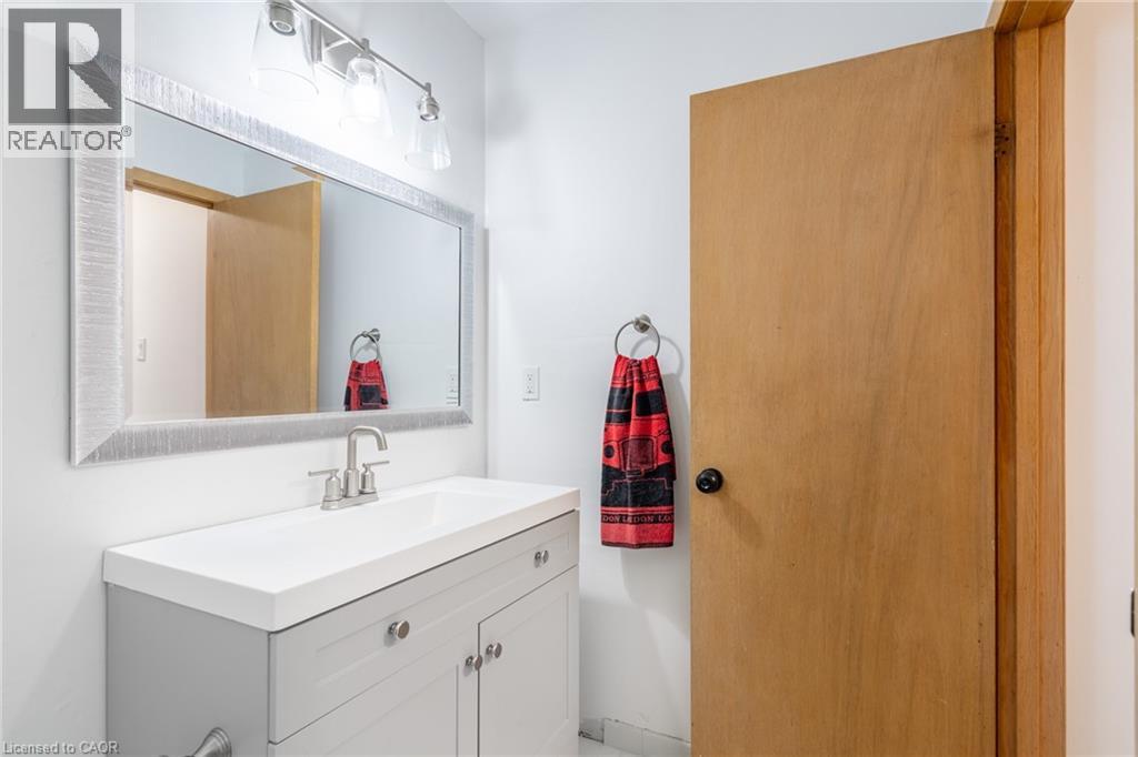 9 Dianne Court, Hamilton, Ontario  L8T 2T6 - Photo 28 - 40822529