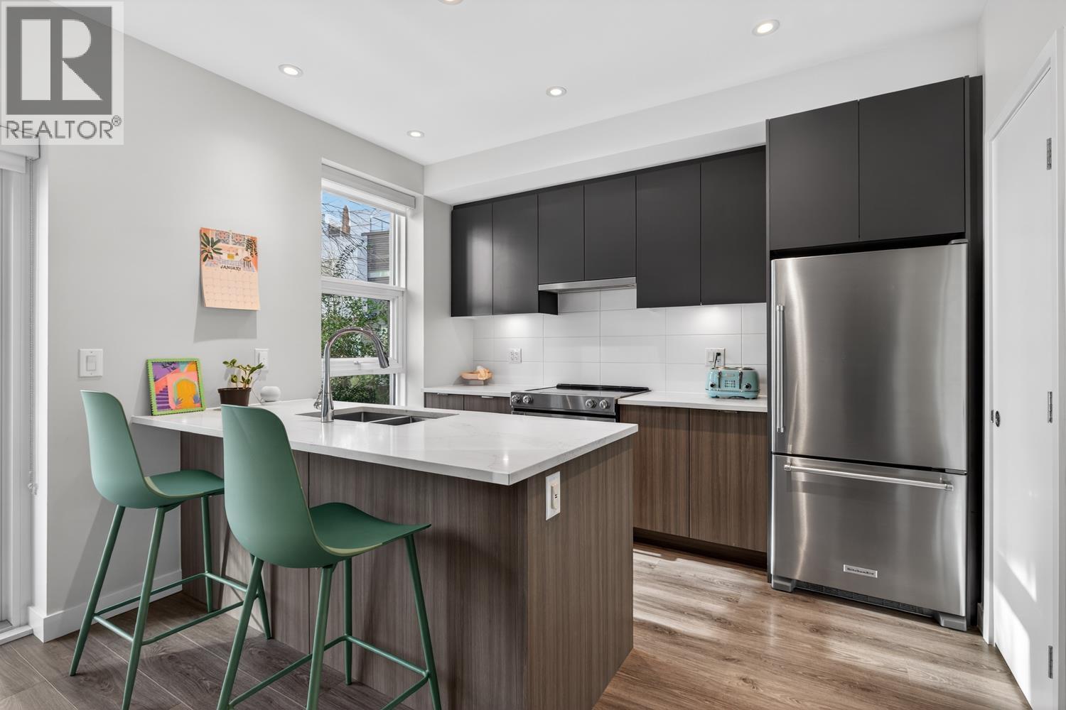 3 8693 Oolichan Way, Vancouver, British Columbia  V5S 0G7 - Photo 4 - R3113295