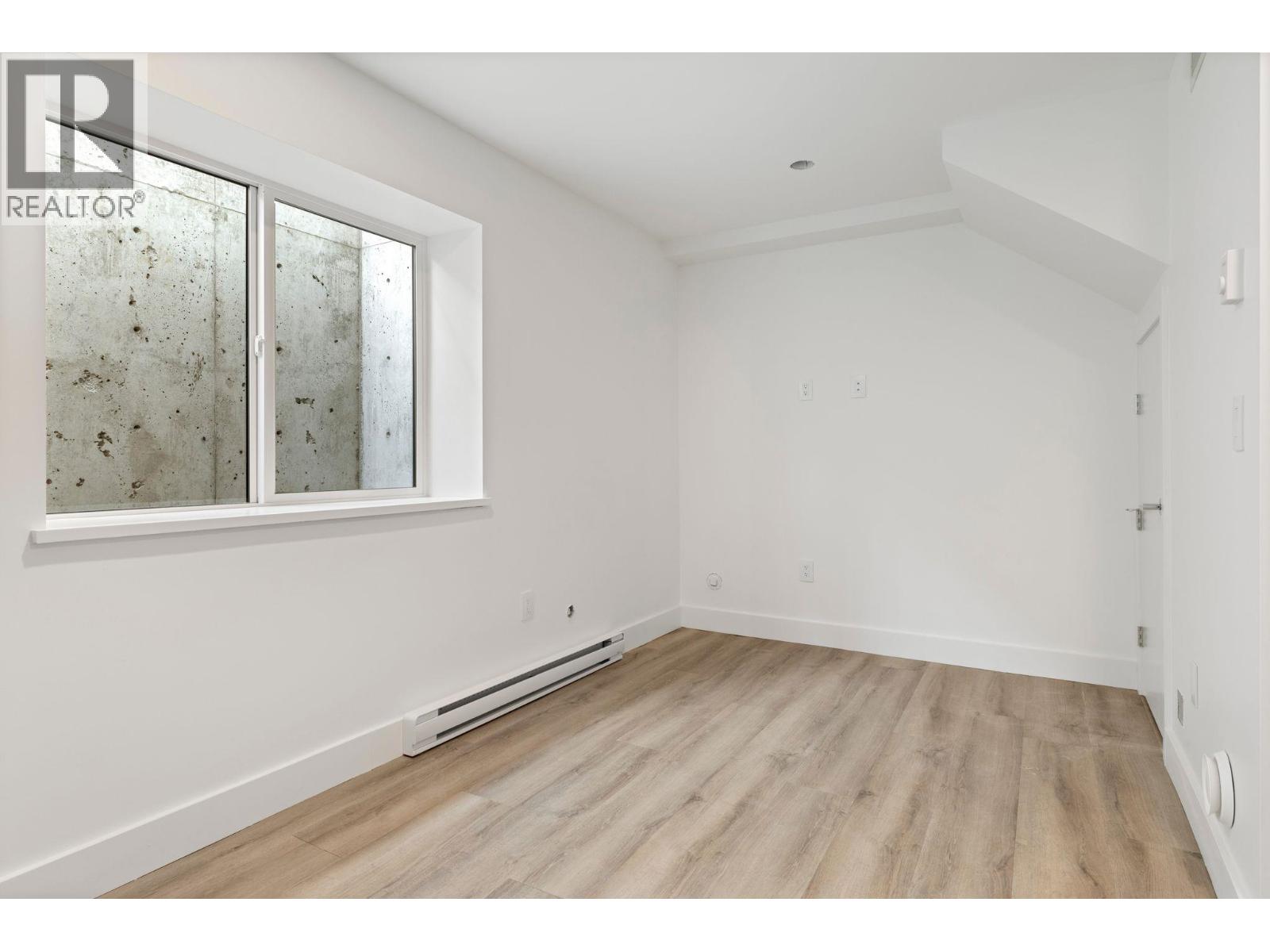 1 328 W 14th Street, North Vancouver, British Columbia  V7M 1P6 - Photo 18 - R3113357