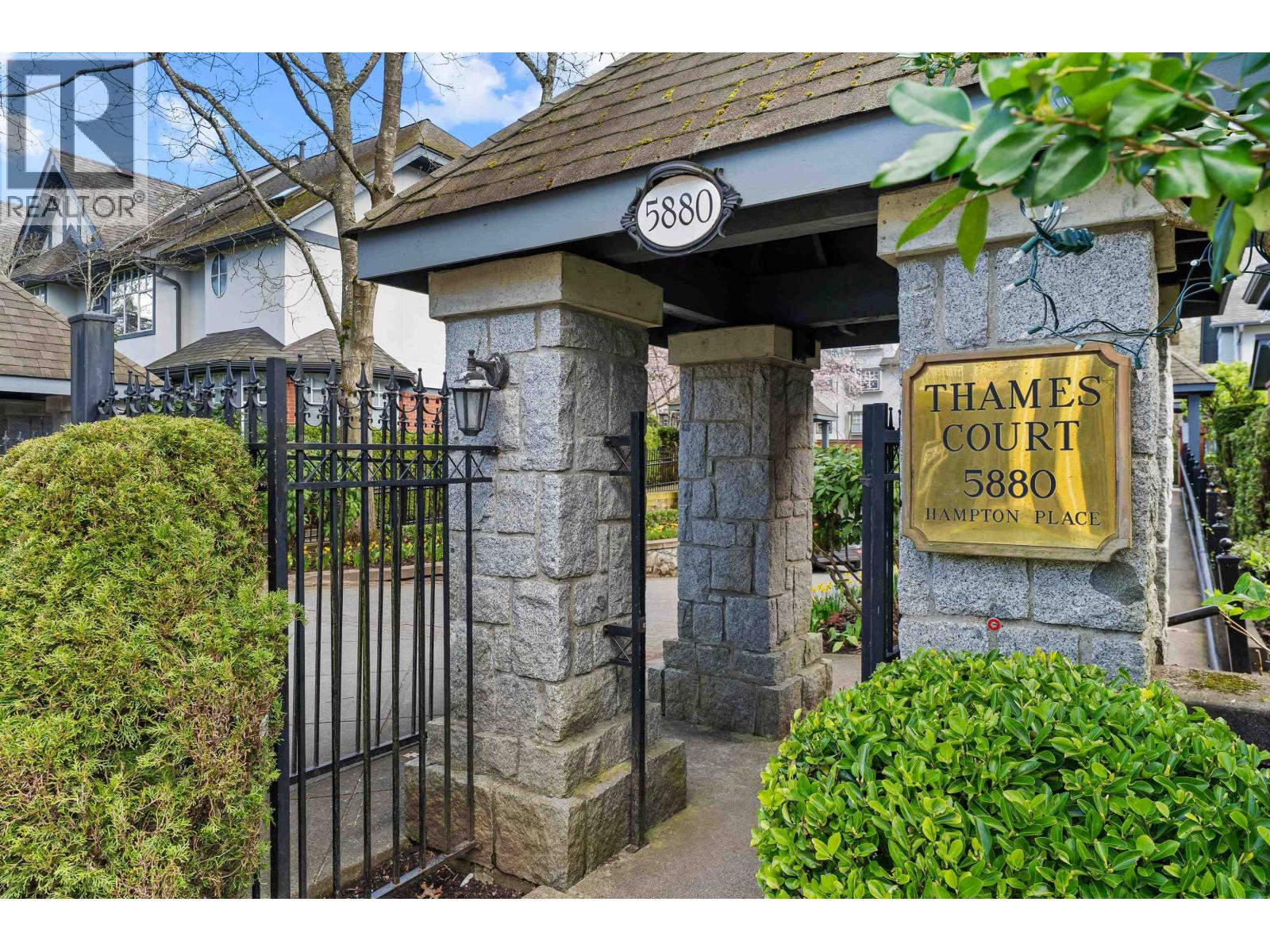 12 5880 Hampton Place, Vancouver, British Columbia  V6T 2E9 - Photo 2 - R3113374