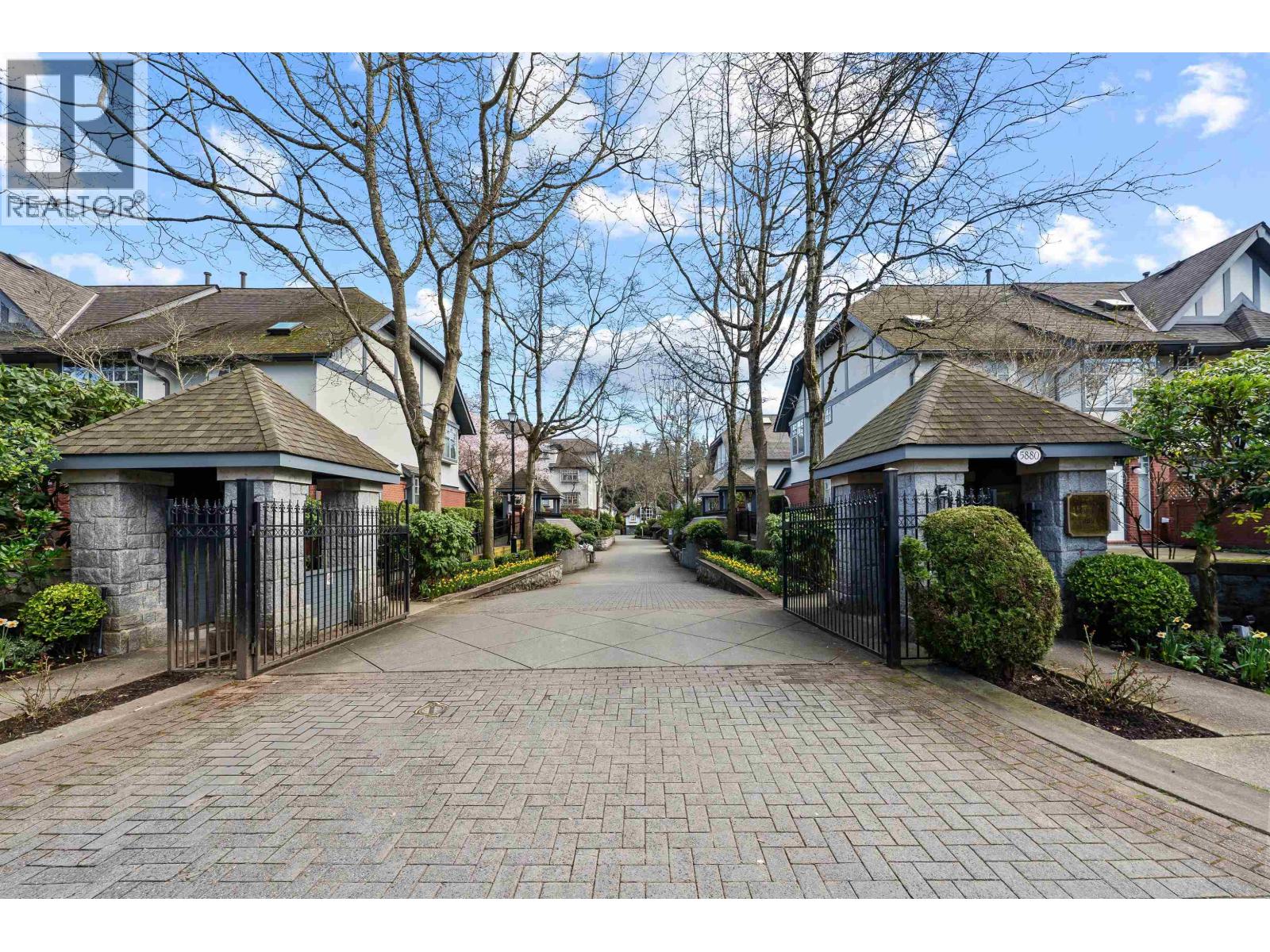 12 5880 Hampton Place, Vancouver, British Columbia  V6T 2E9 - Photo 3 - R3113374