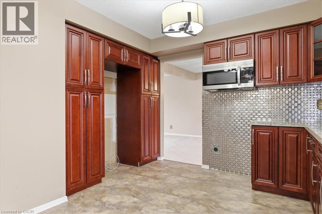 94 Colebrook Court, Kitchener, Ontario  N2E 1Y8 - Photo 11 - 40820627