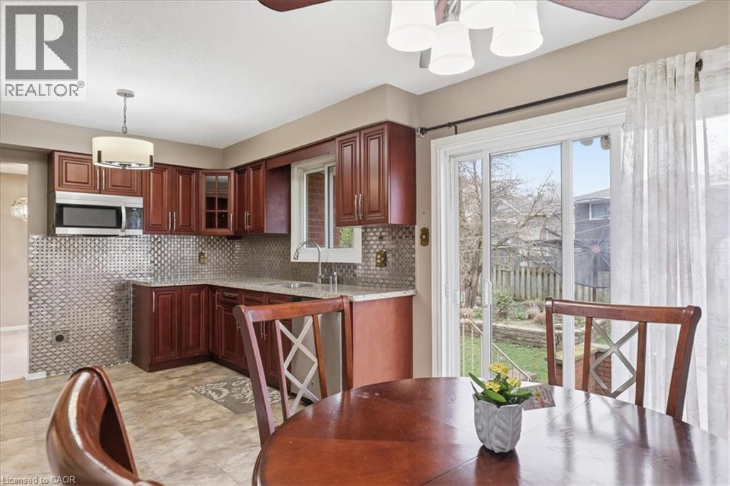 94 Colebrook Court, Kitchener, Ontario  N2E 1Y8 - Photo 13 - 40820627