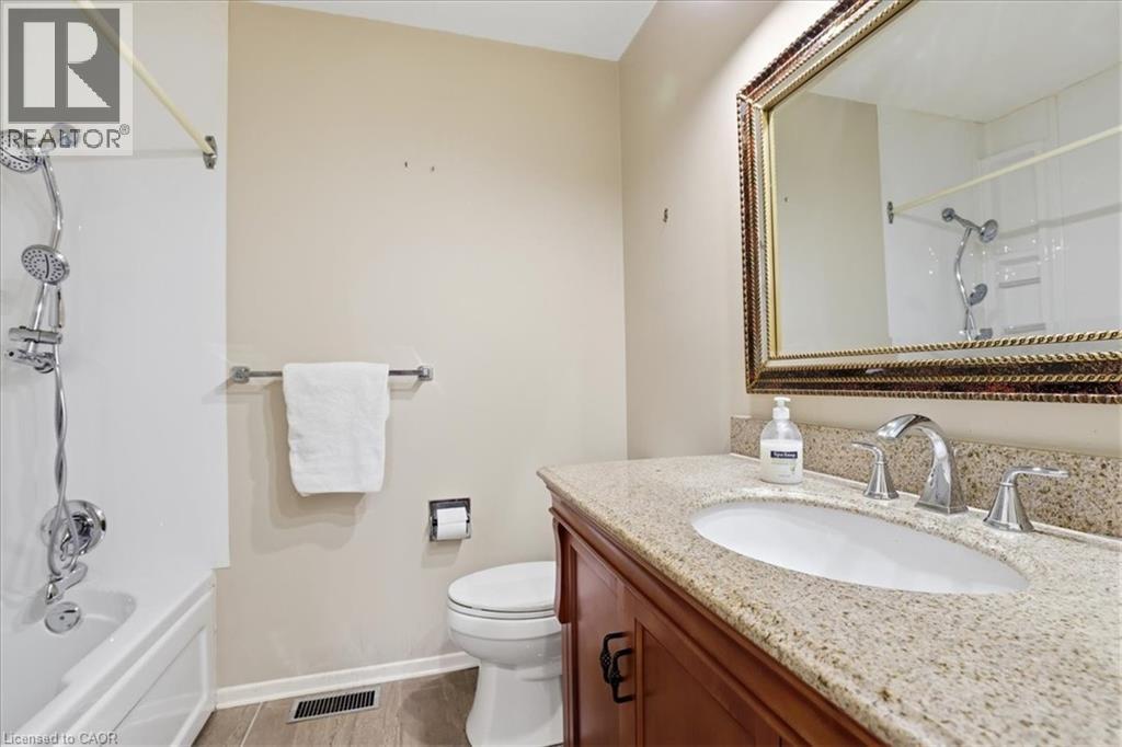 94 Colebrook Court, Kitchener, Ontario  N2E 1Y8 - Photo 22 - 40820627