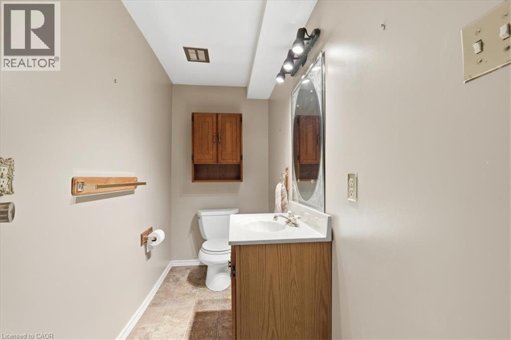 94 Colebrook Court, Kitchener, Ontario  N2E 1Y8 - Photo 28 - 40820627