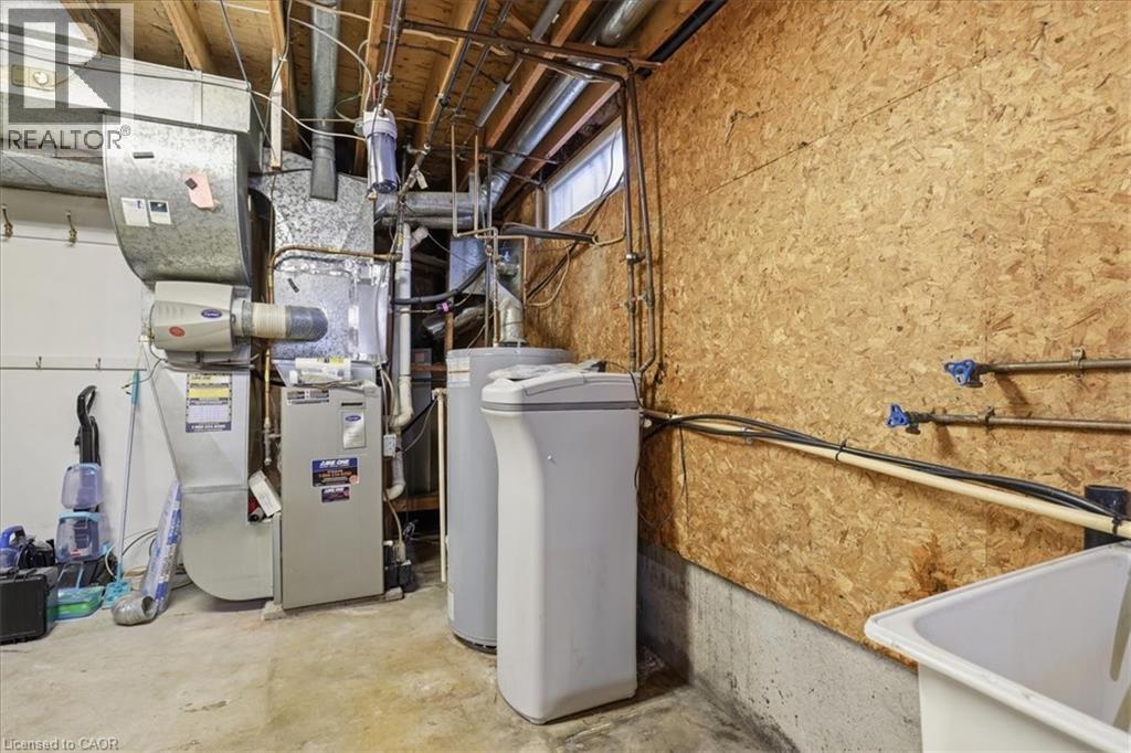 94 Colebrook Court, Kitchener, Ontario  N2E 1Y8 - Photo 30 - 40820627