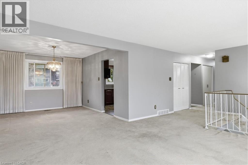 94 Colebrook Court, Kitchener, Ontario  N2E 1Y8 - Photo 6 - 40820627