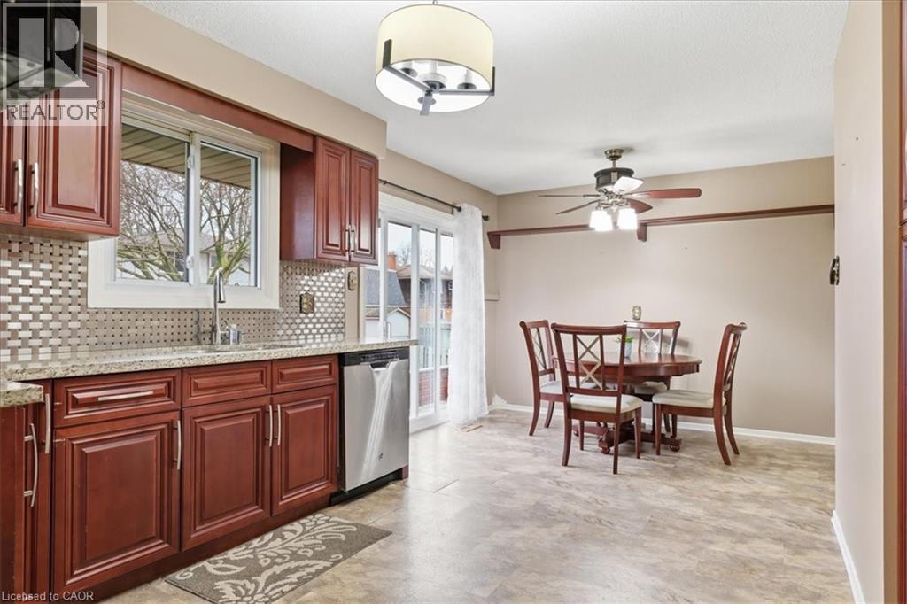 94 Colebrook Court, Kitchener, Ontario  N2E 1Y8 - Photo 8 - 40820627