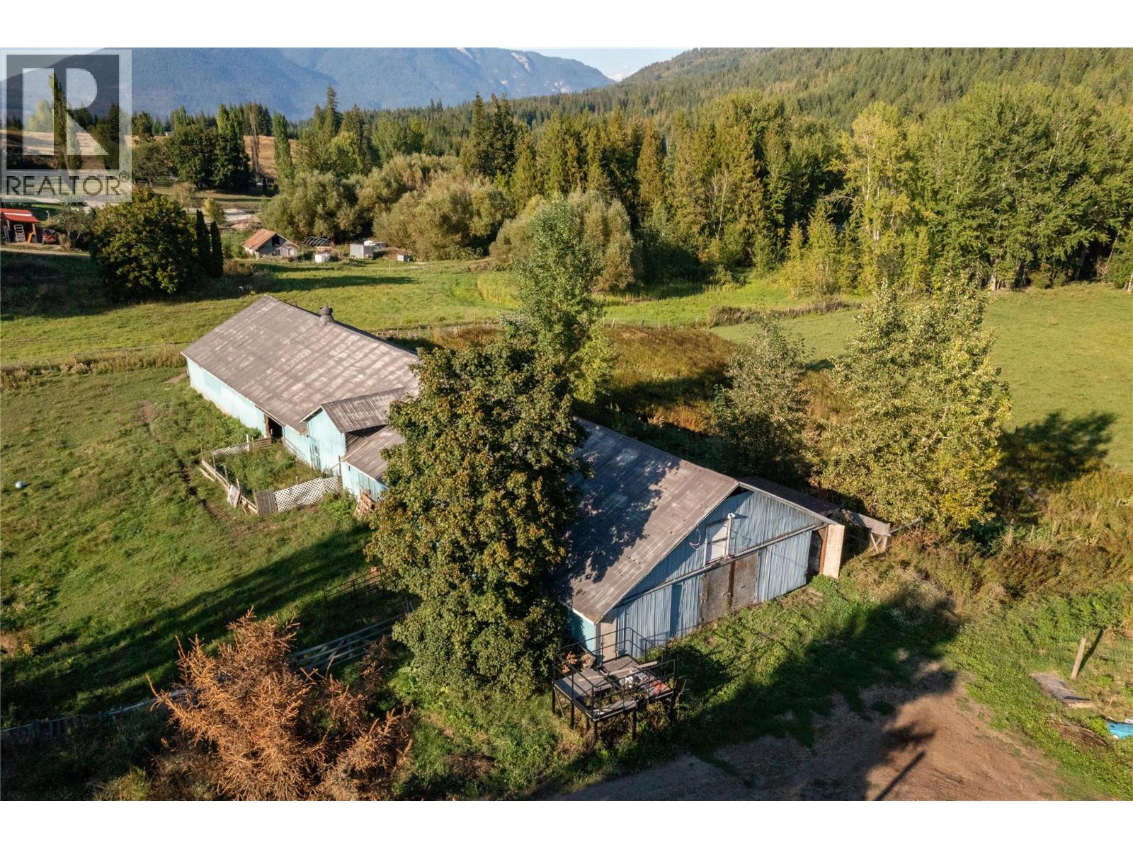 4350 50 Street NE, Salmon Arm, British Columbia  V1E 1Y5 - Photo 25 - 10383233