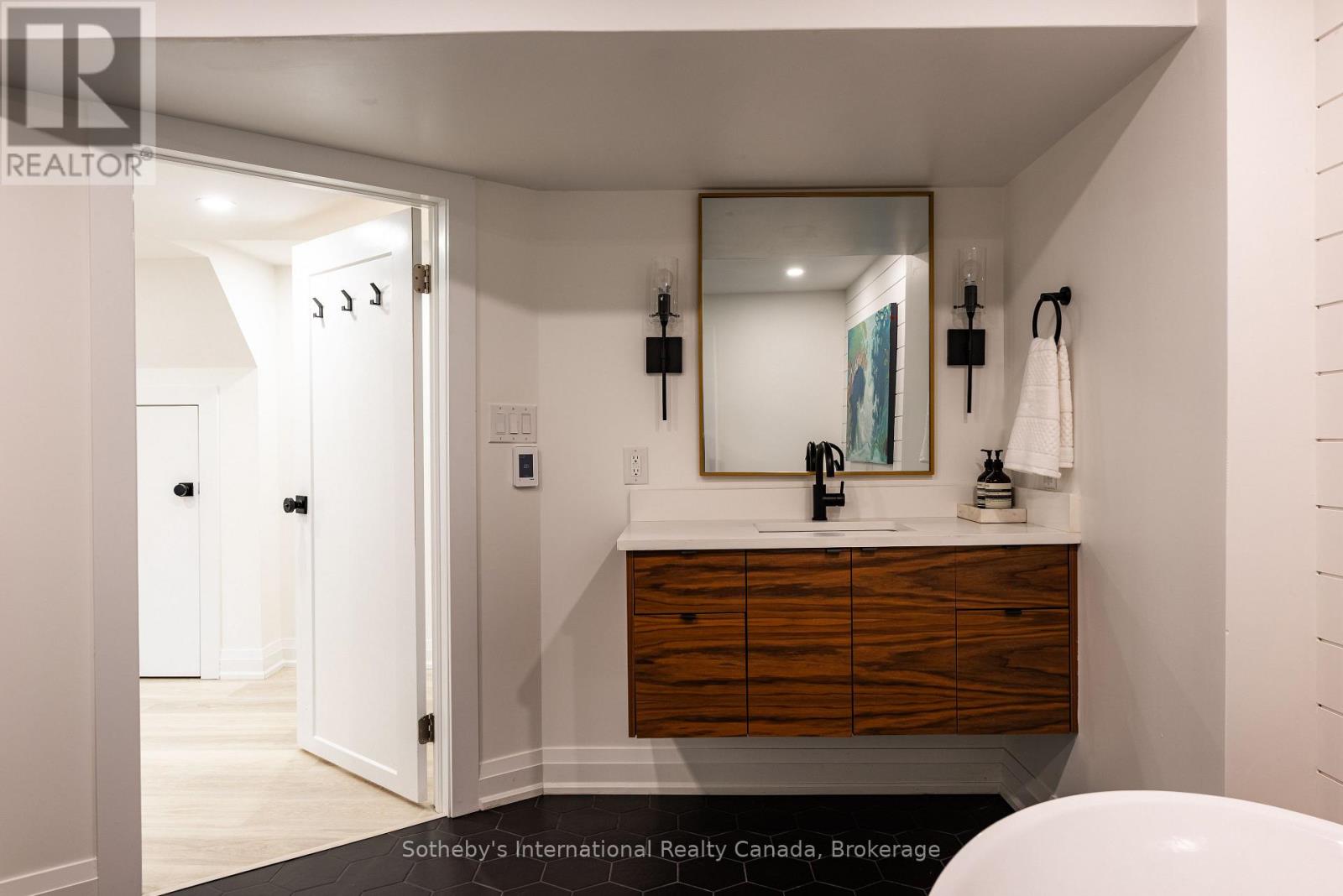 71 North Forster Park Drive, Oakville, Ontario  L6K 1Z4 - Photo 24 - W13021096