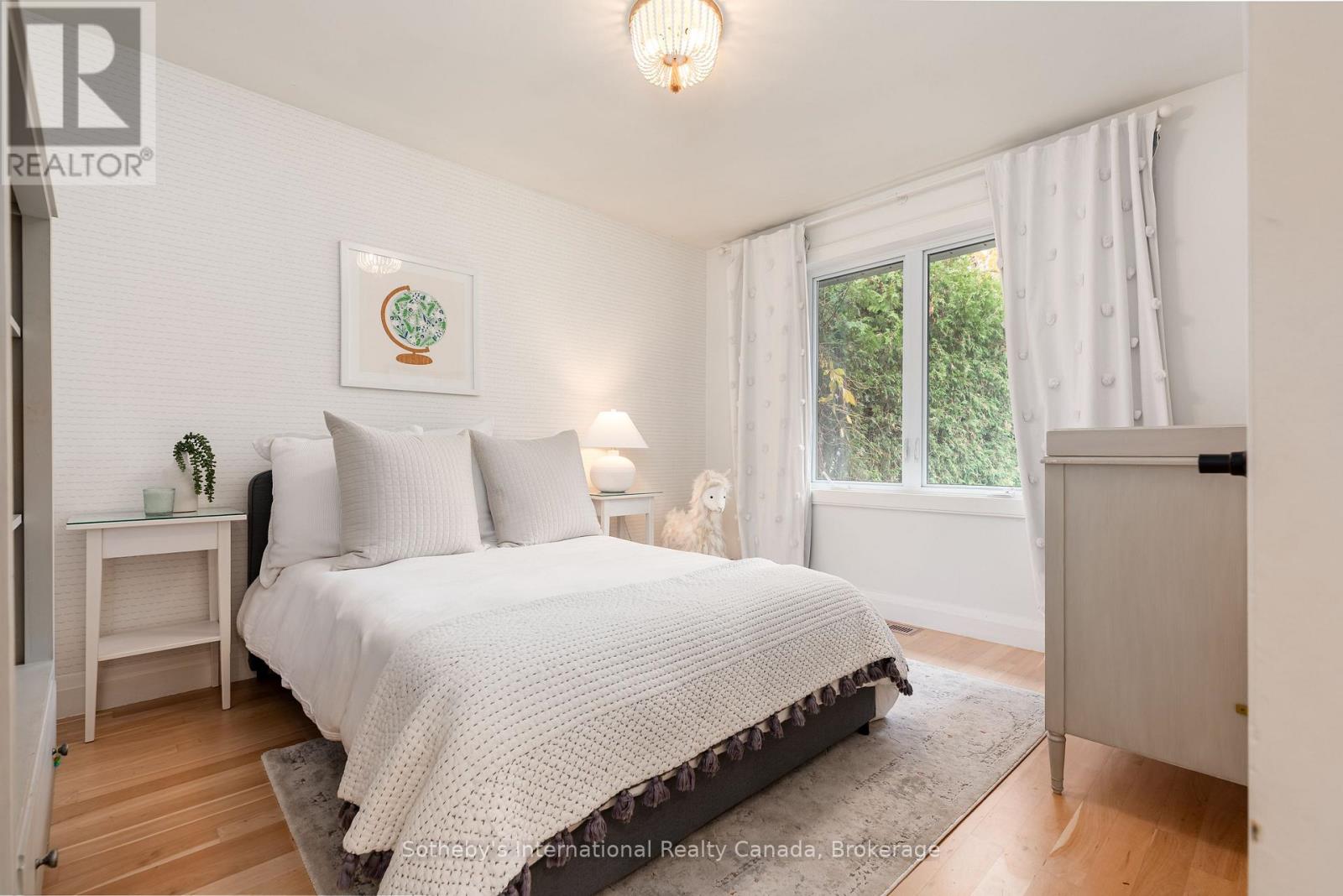 71 North Forster Park Drive, Oakville, Ontario  L6K 1Z4 - Photo 15 - W13021096