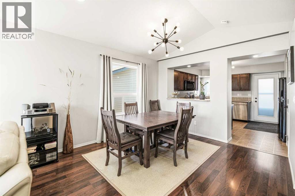 60 Garden Road, Lacombe, Alberta  T4L 2P1 - Photo 5 - A2303276