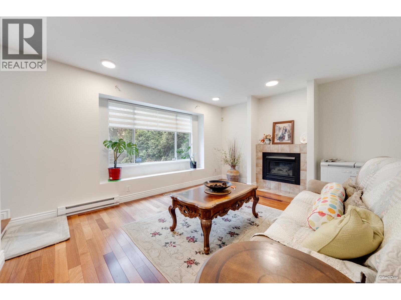 128 Parkside Drive, Port Moody, British Columbia  V3H 4X5 - Photo 15 - R3113307