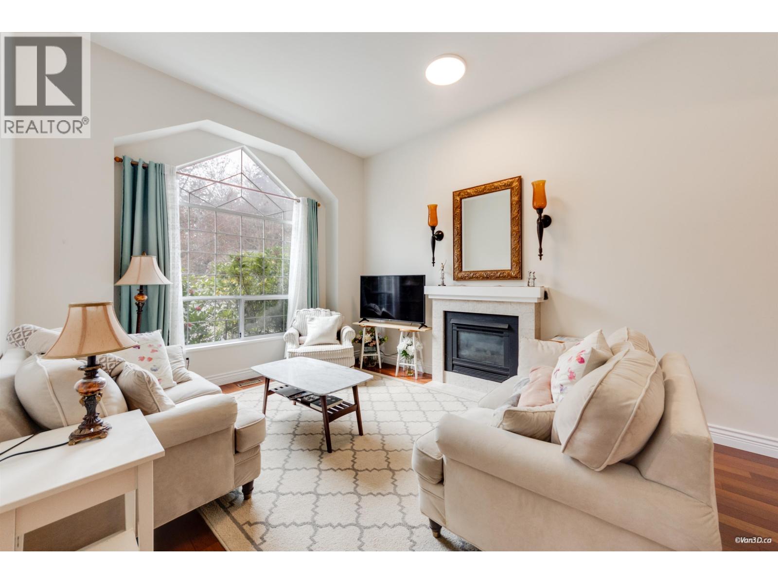 128 Parkside Drive, Port Moody, British Columbia  V3H 4X5 - Photo 5 - R3113307