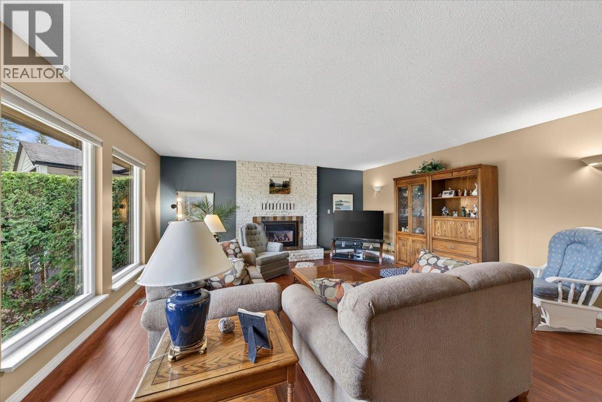 12377 Dawson Place, Maple Ridge, British Columbia  V4R 2L6 - Photo 8 - R3113328