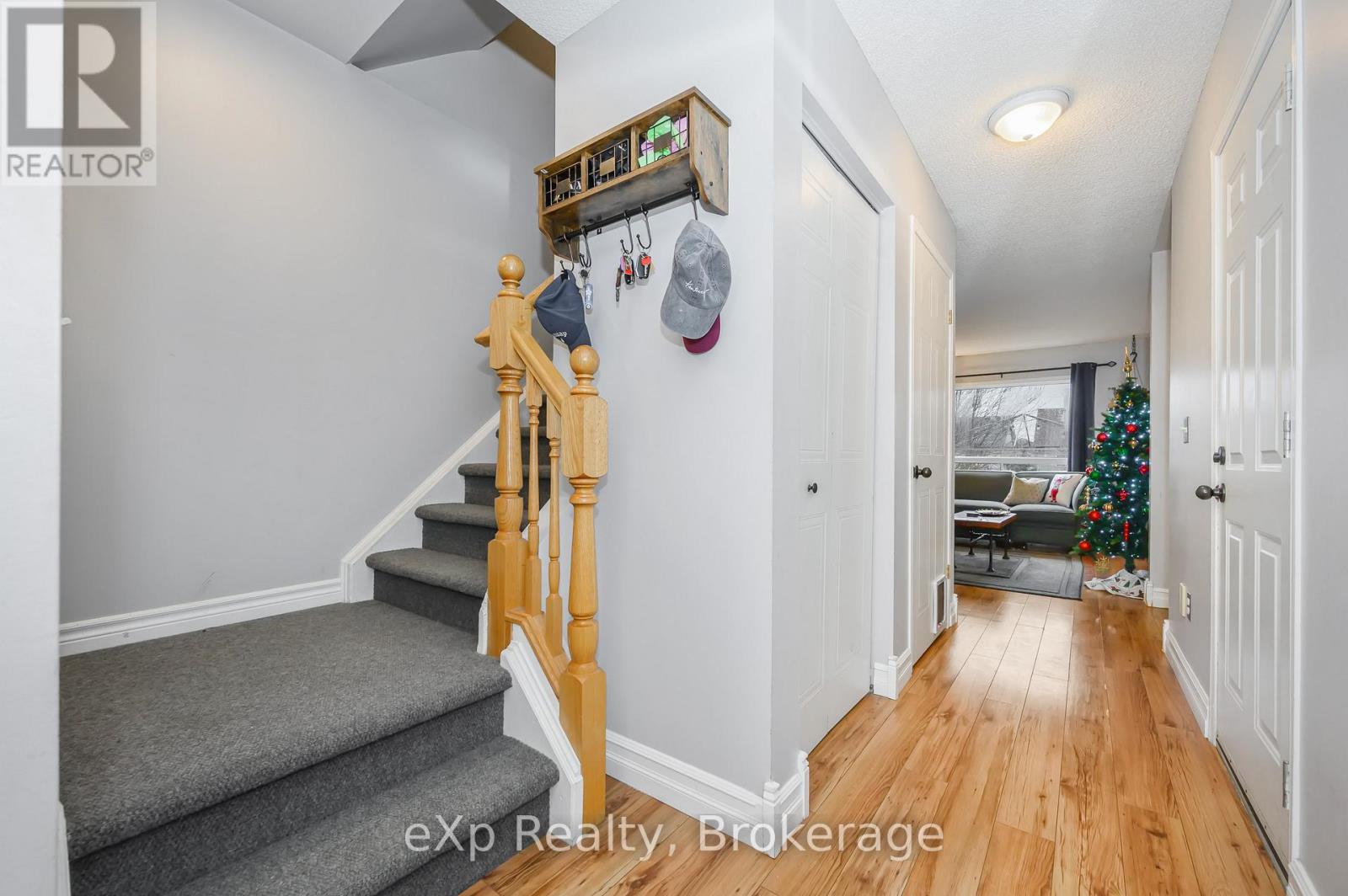 51 Mccurdy Road, Guelph, Ontario  N1G 4Z9 - Photo 3 - X13021070