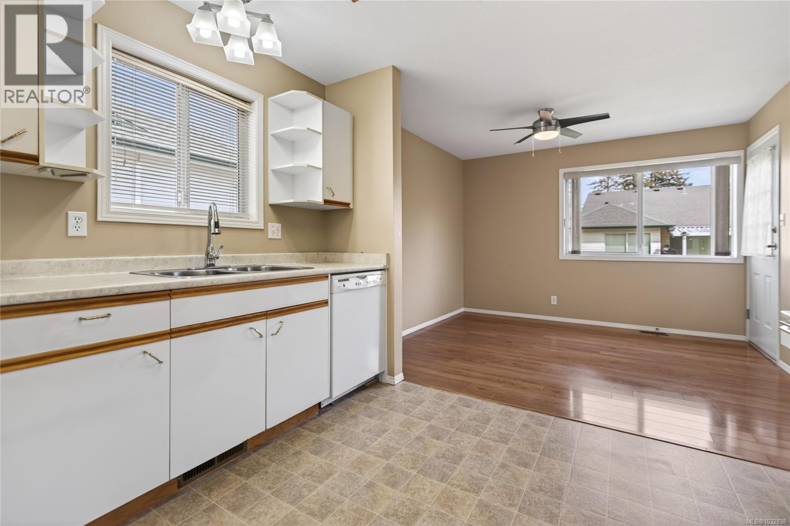 8 1855 Willemar Ave, Courtenay, British Columbia  V9N 3M5 - Photo 14 - 1032838