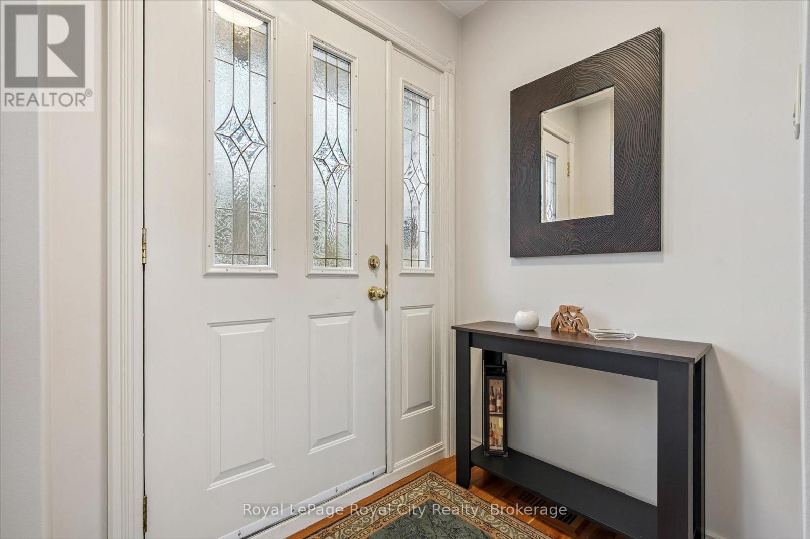 9 Skye Place, Guelph, Ontario  N1G 1M5 - Photo 4 - X13021134