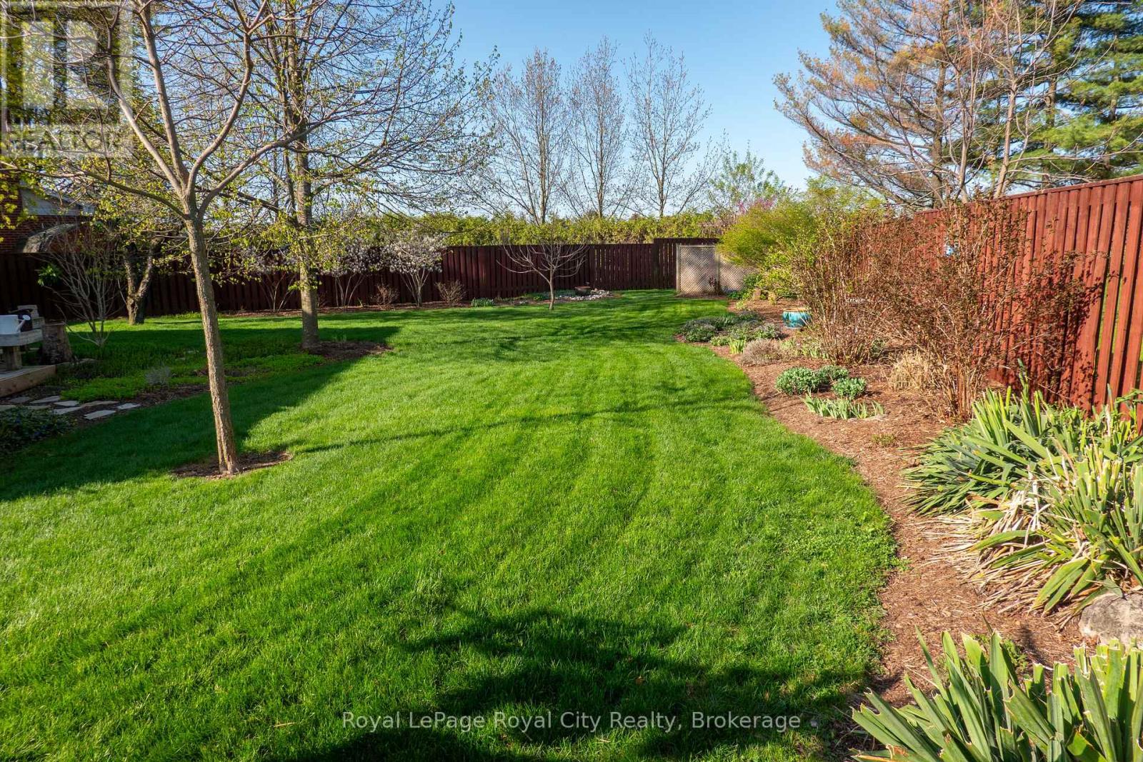 9 Skye Place, Guelph, Ontario  N1G 1M5 - Photo 41 - X13021134