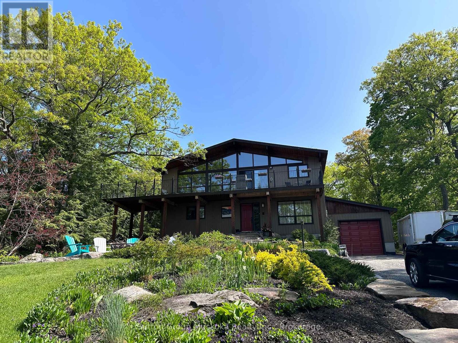 165 GOLDEN PHEASANT DRIVE, Huntsville, Ontario