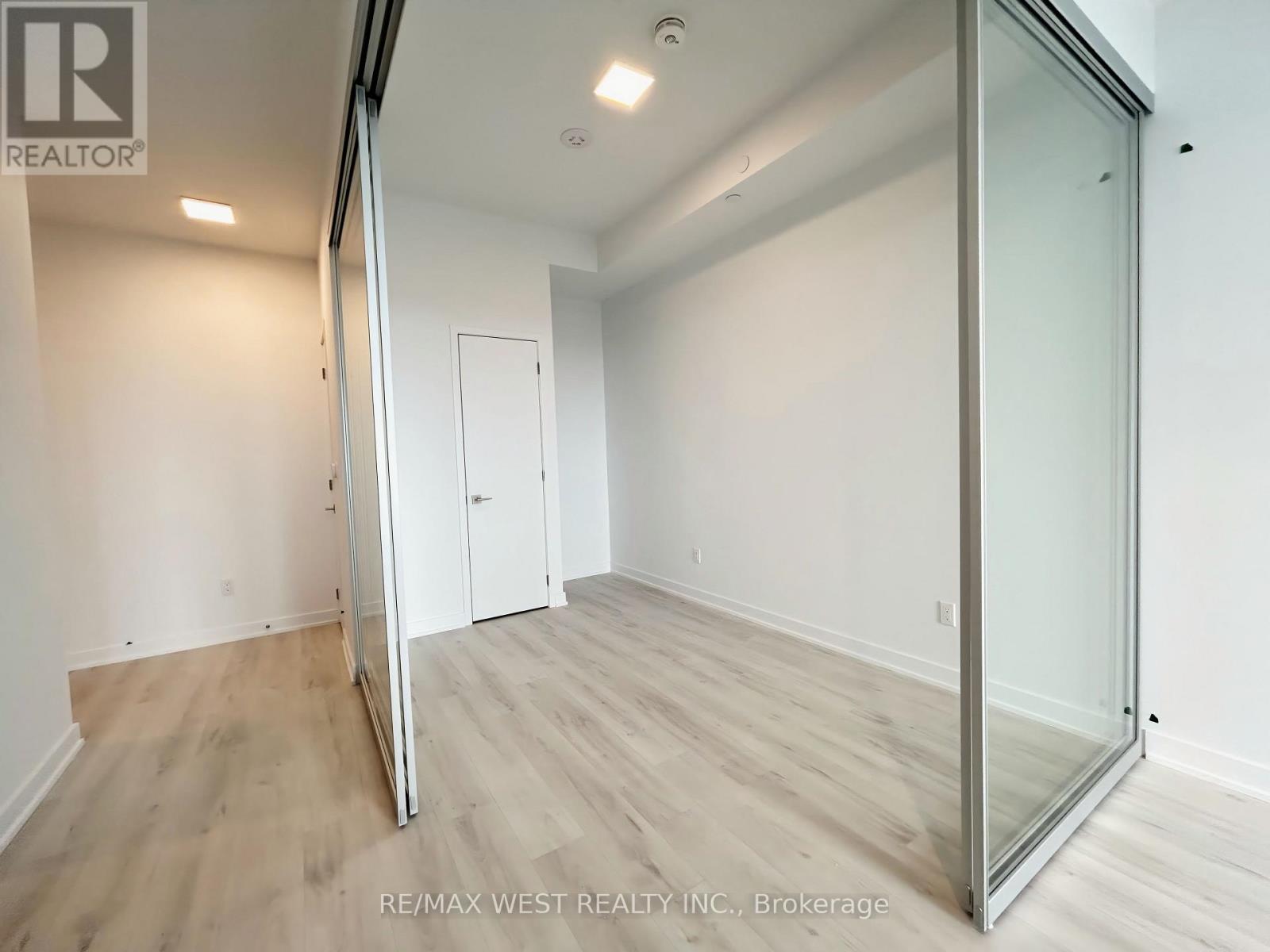 2507 - 29 Green Trail Court, Toronto, Ontario  M2K 0J9 - Photo 11 - C13021048