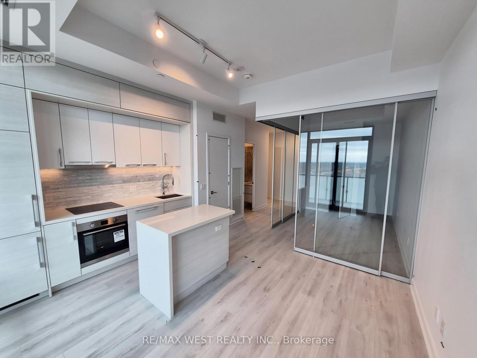 2507 - 29 Green Trail Court, Toronto, Ontario  M2K 0J9 - Photo 4 - C13021048