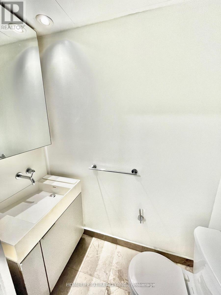 20 Richardson Street, Toronto, Ontario  M5A 0S6 - Photo 10 - C13021088