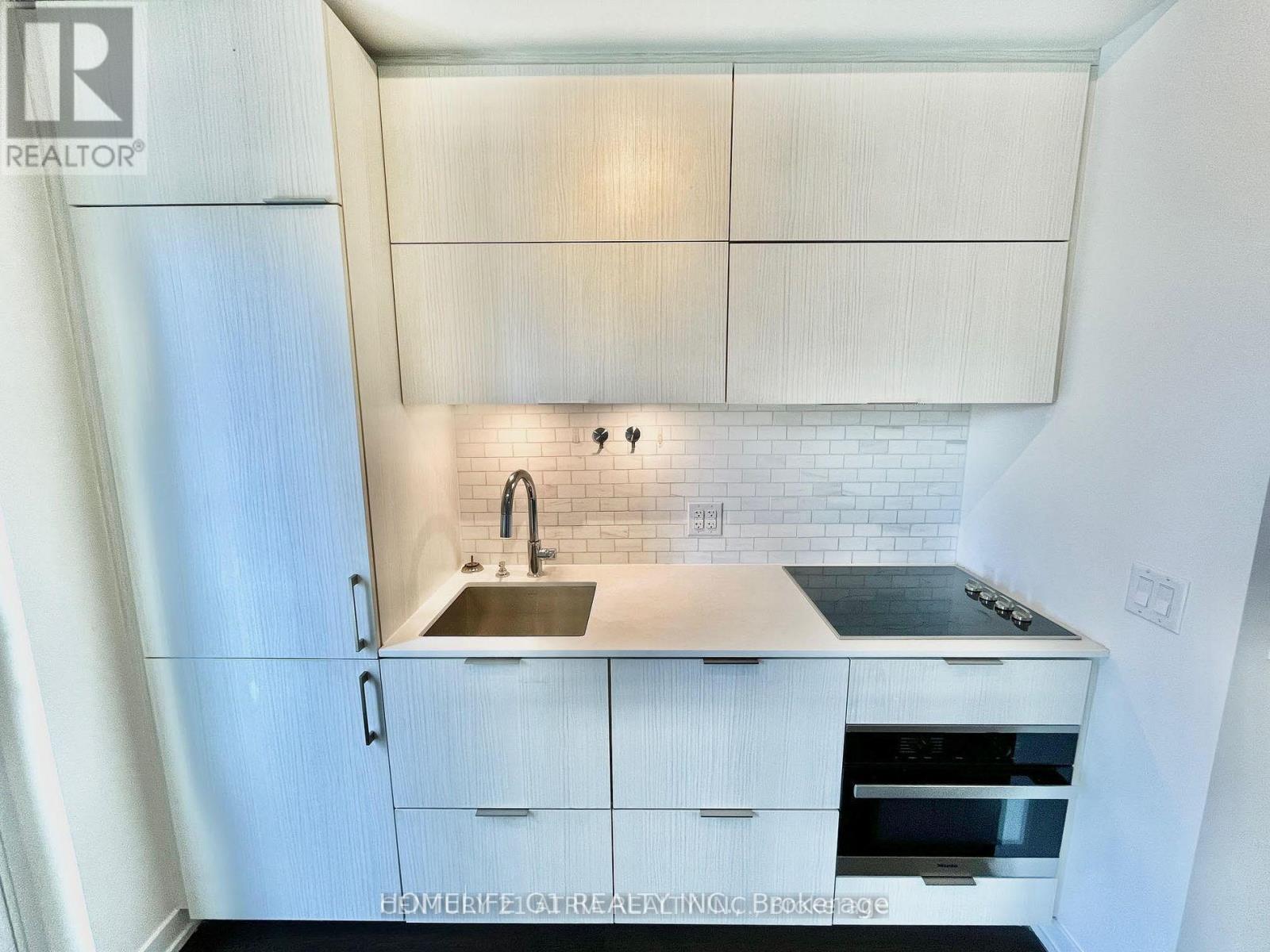 20 Richardson Street, Toronto, Ontario  M5A 0S6 - Photo 5 - C13021088