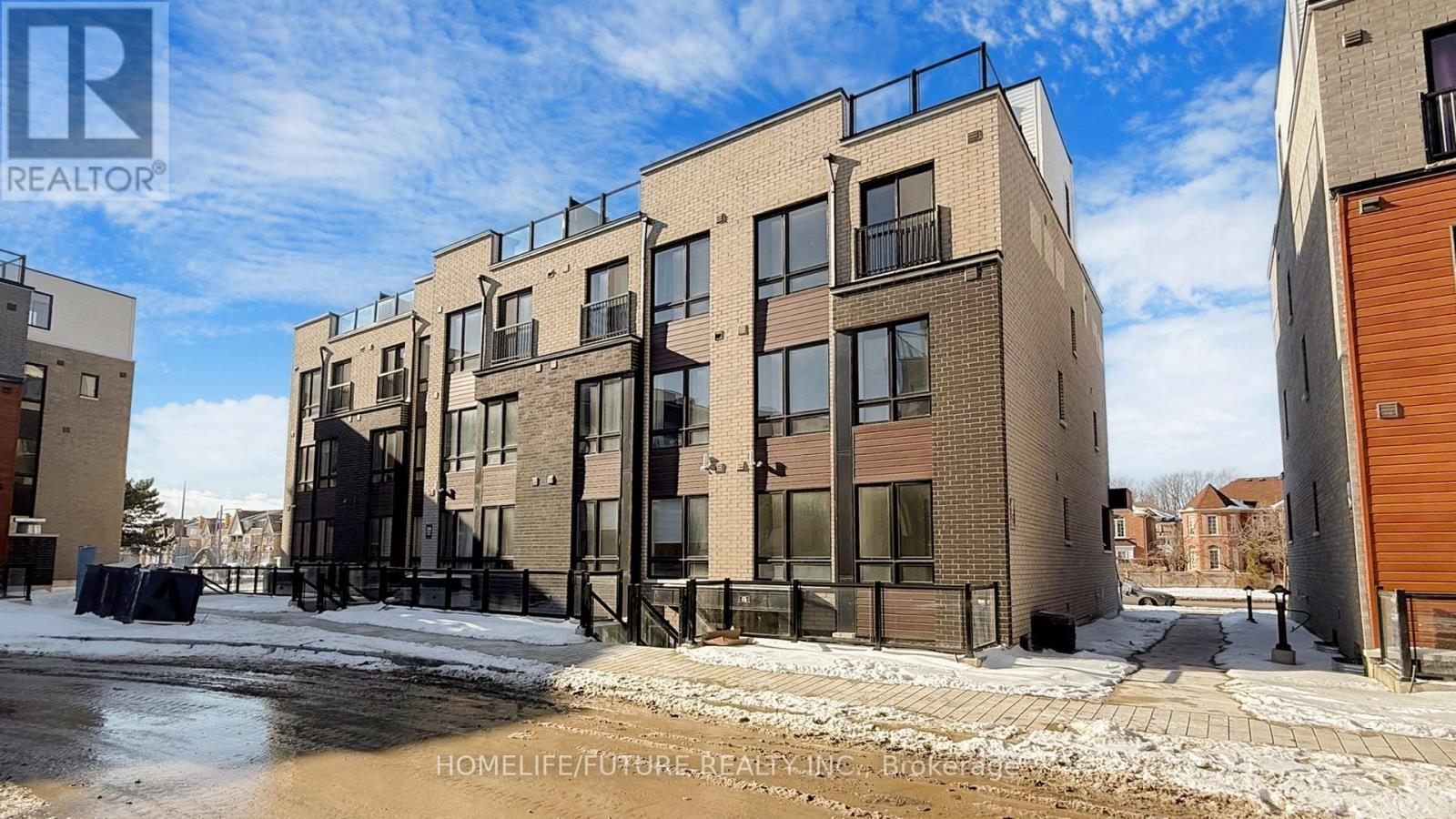 21 - 235 Mclevin Avenue, Toronto, Ontario  M1B 0E8 - Photo 1 - E13021194