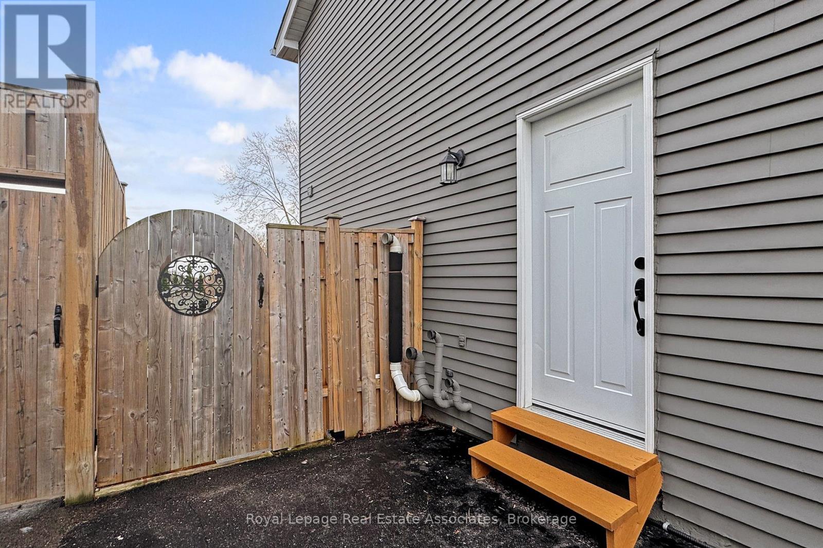 351 Ormond Drive, Oshawa, Ontario  L1K 1J1 - Photo 32 - E13020542